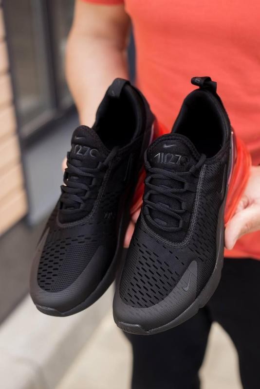 Nike Air 270 black red