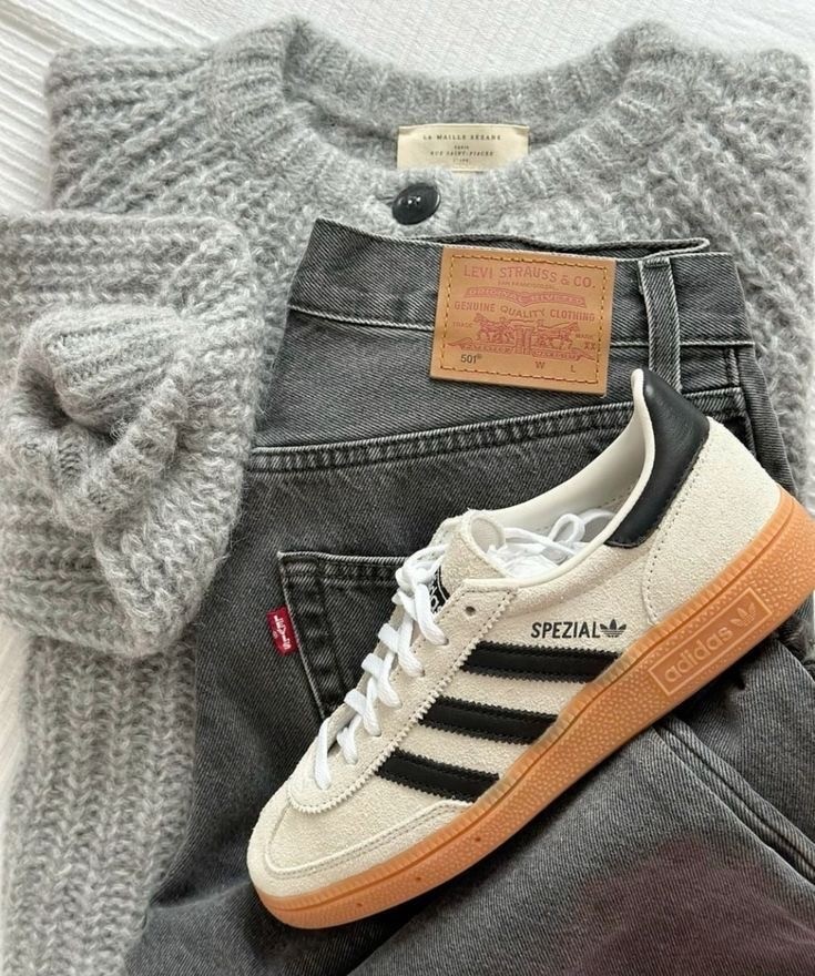 Adidas Spezial Bej