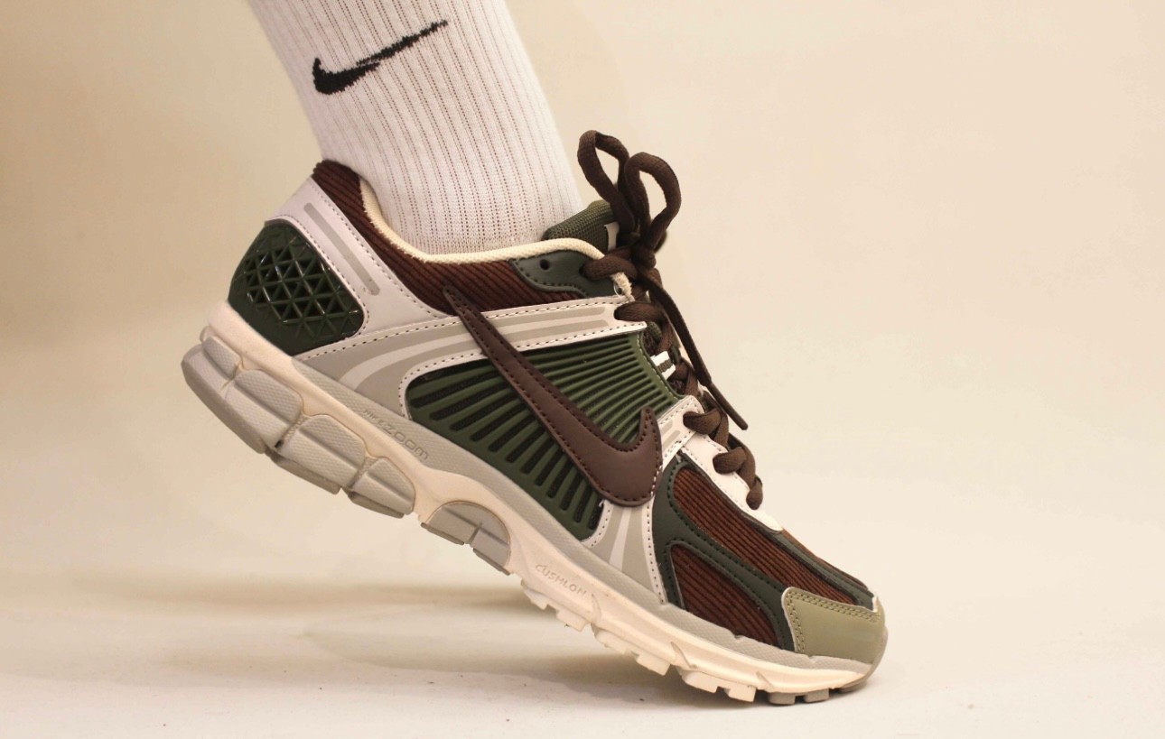 nike zoom vomero 5 green
