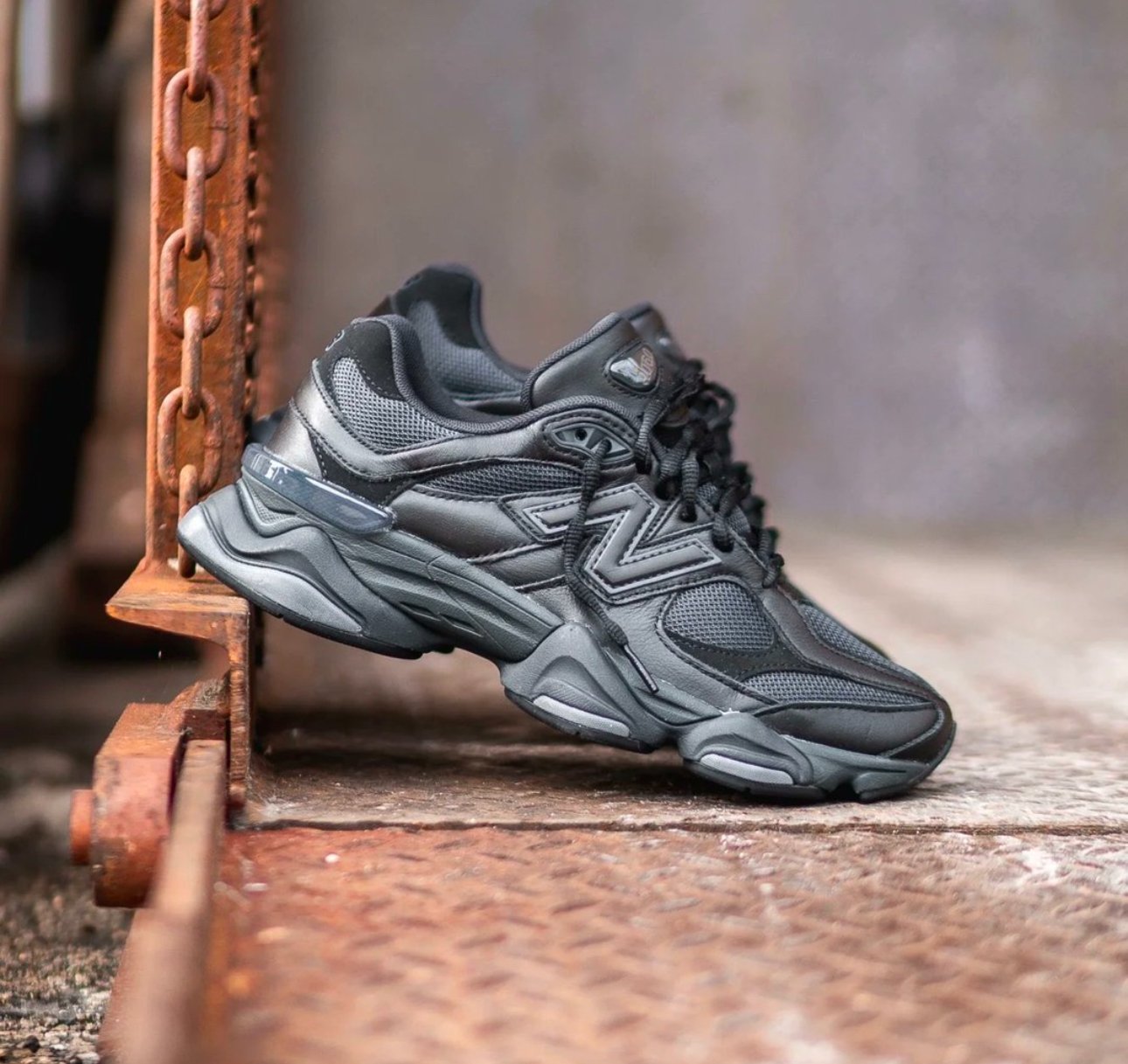 New Balance 9060 smoke black
