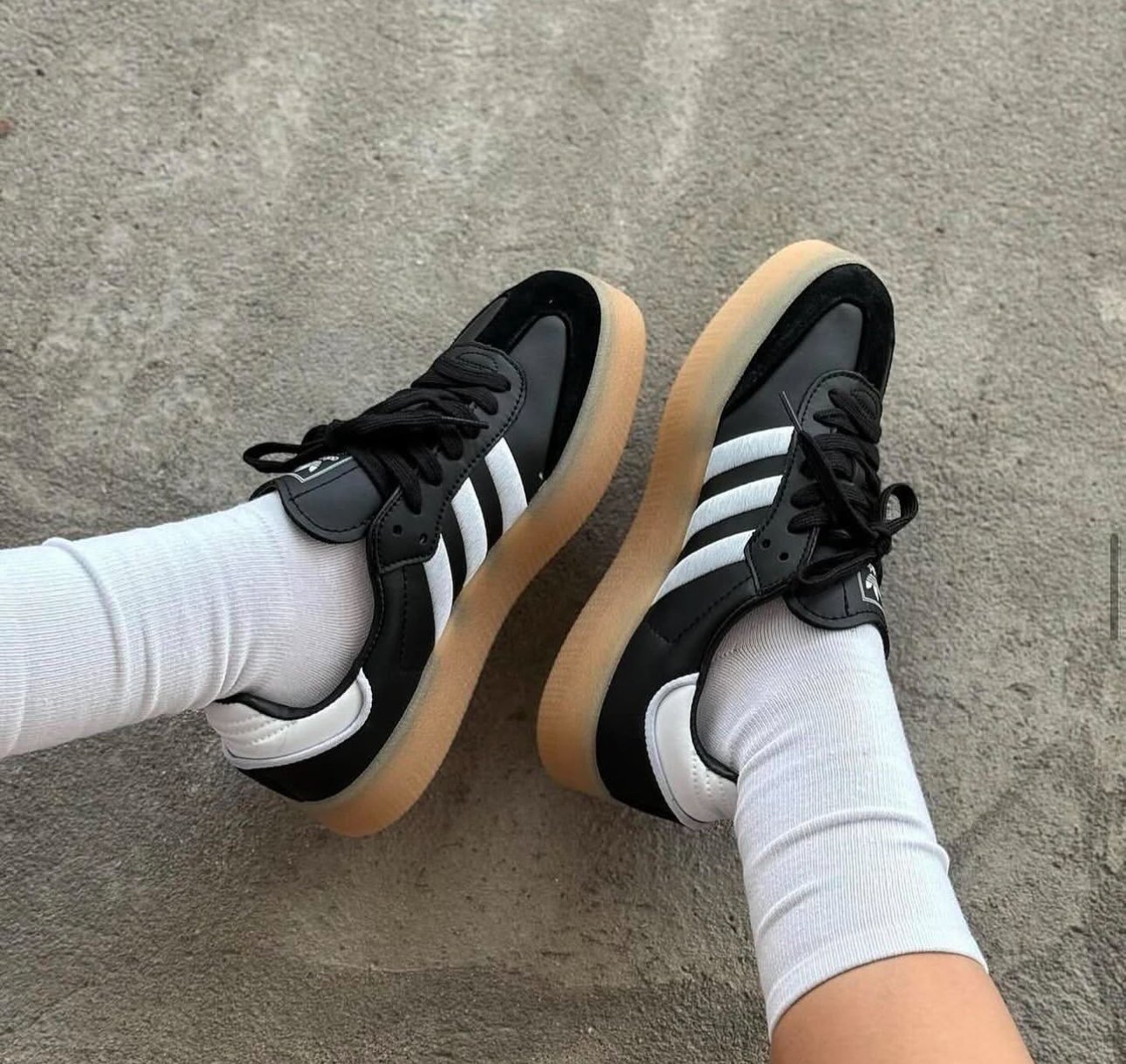 Adidas Samba platform black