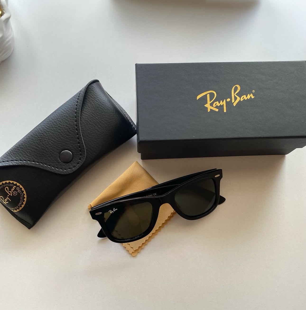 RAY BAN İTHAL GÖZLÜK