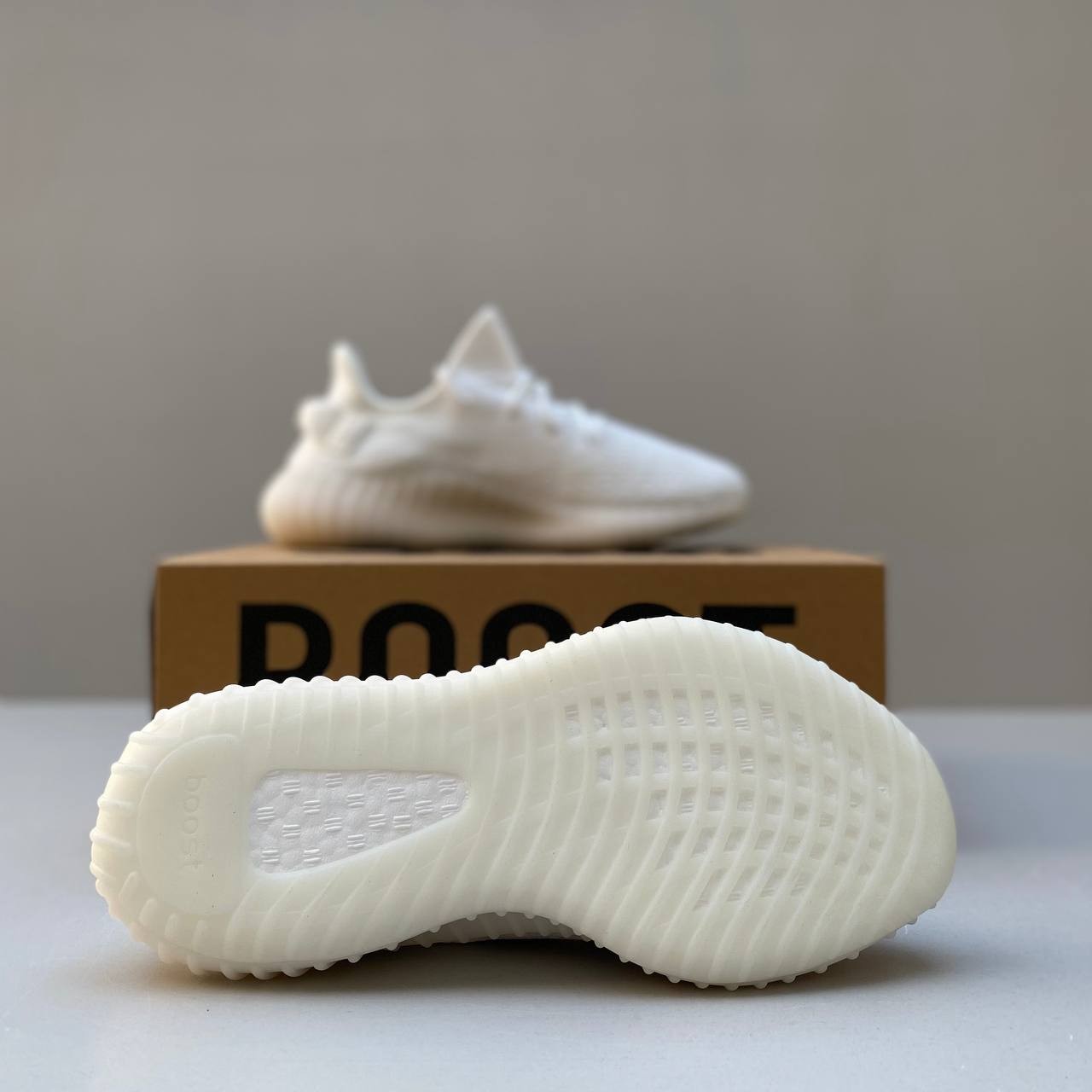 Adidas yeezy 350 white