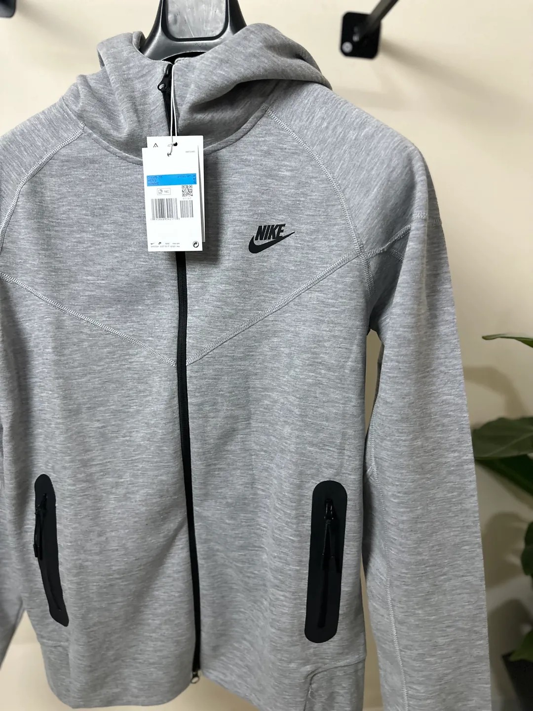 Nike gri Tech Fleece üst 2024