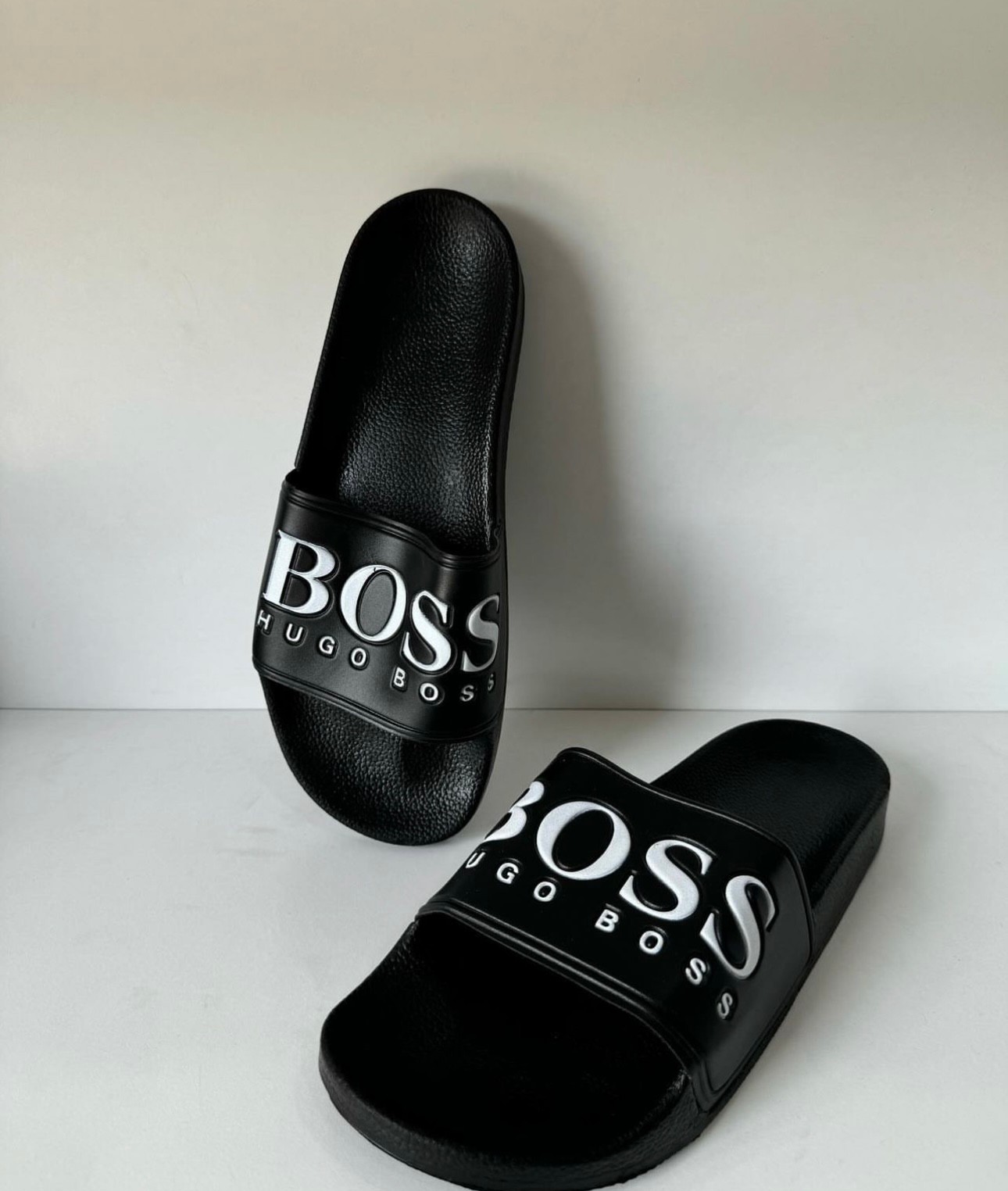 Hugo Boss terlik