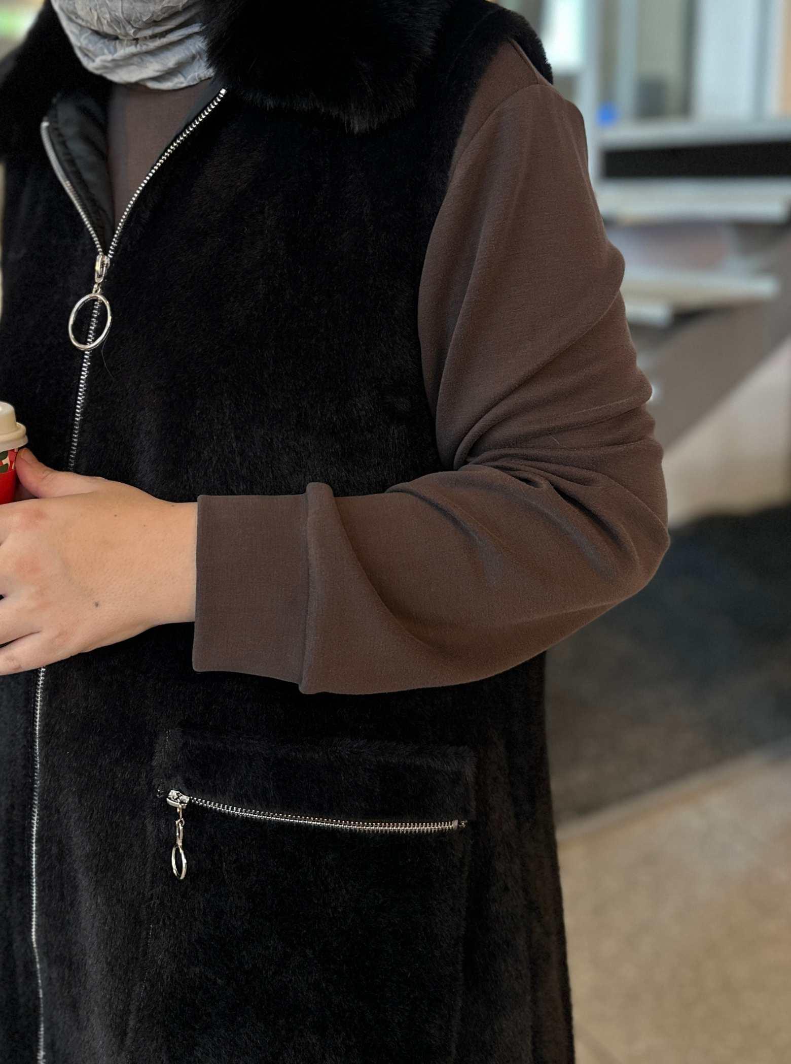 ÇIKABİLEN KÜRKLÜ YELEK SİYAH