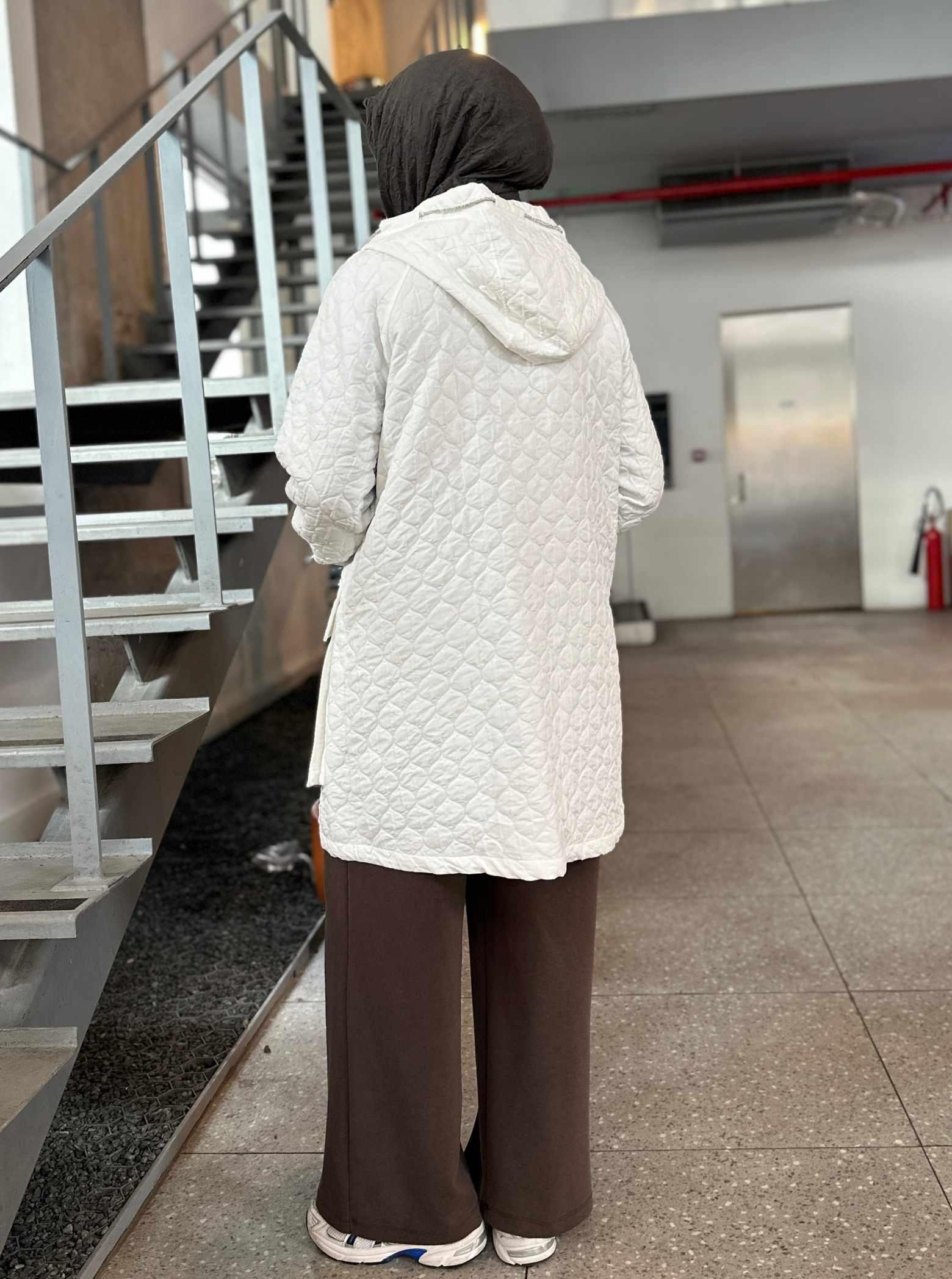 KISA KAPİTONE KAP BEYAZ