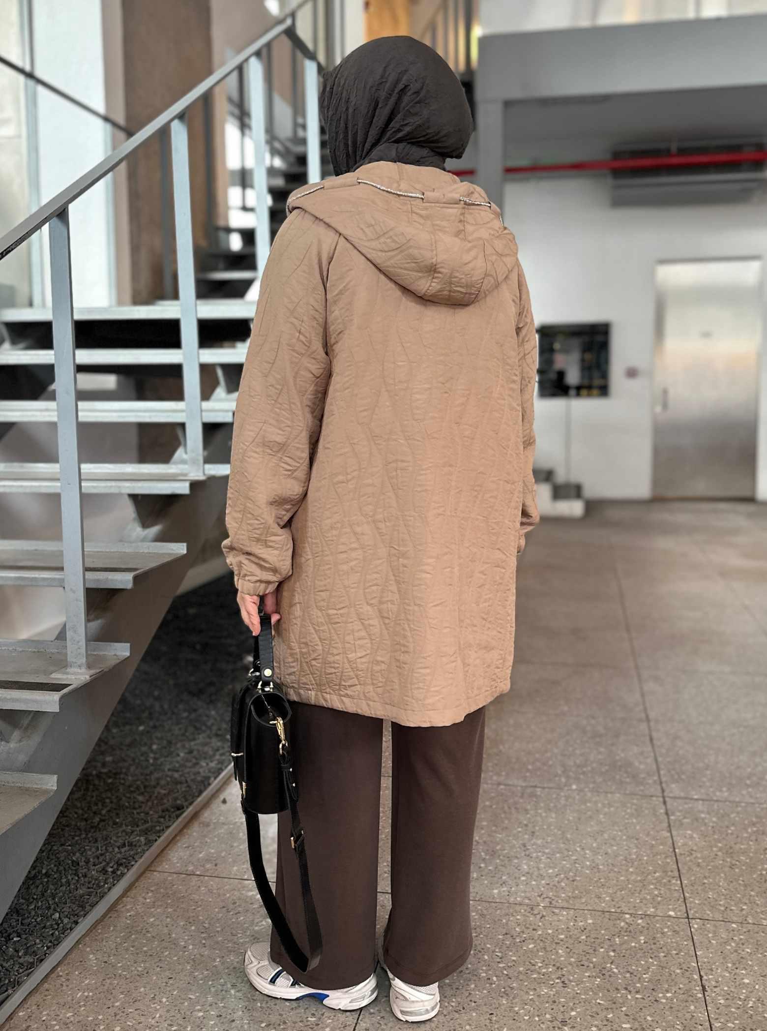 KISA KAPİTONE KAP VİZON