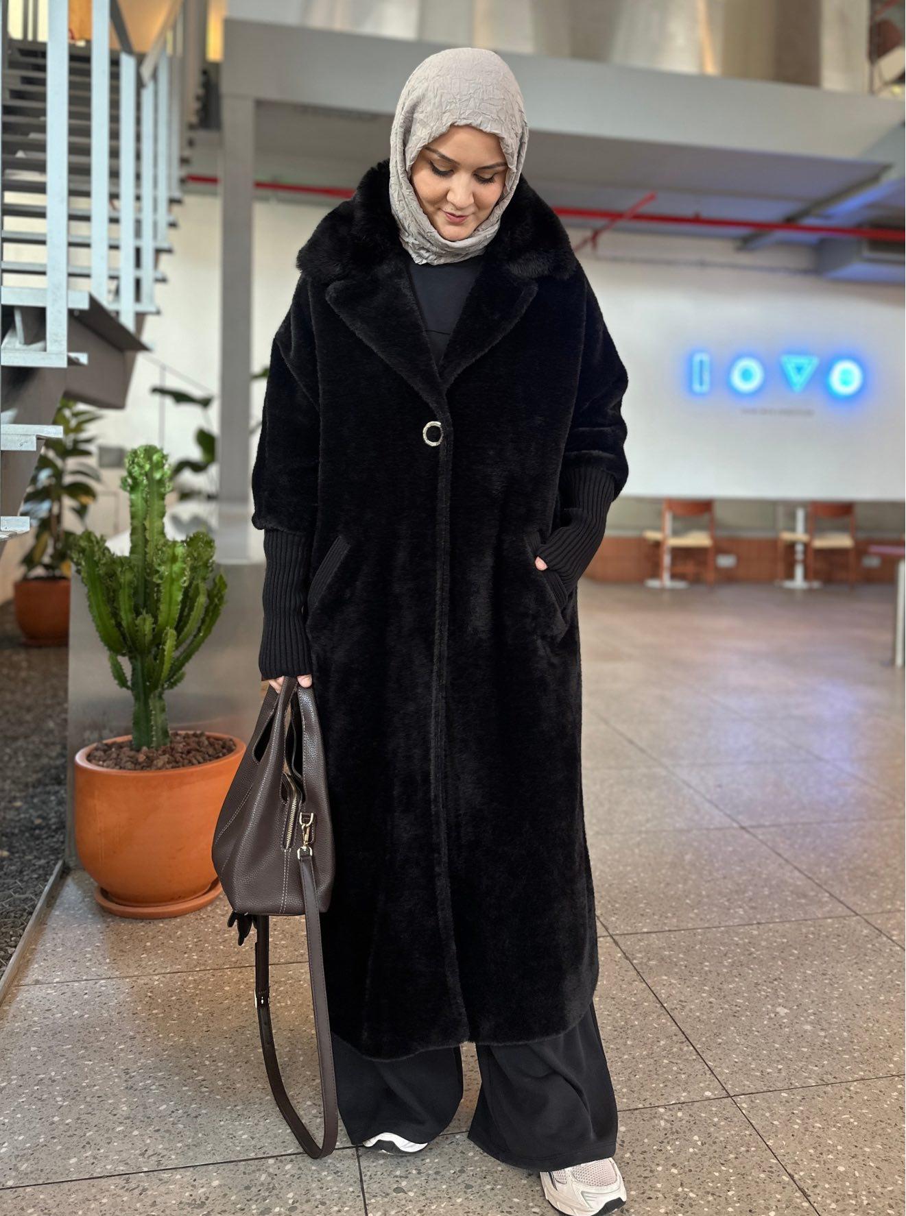 ÇIKABİLEN KÜRKLÜ KABAN SİYAH