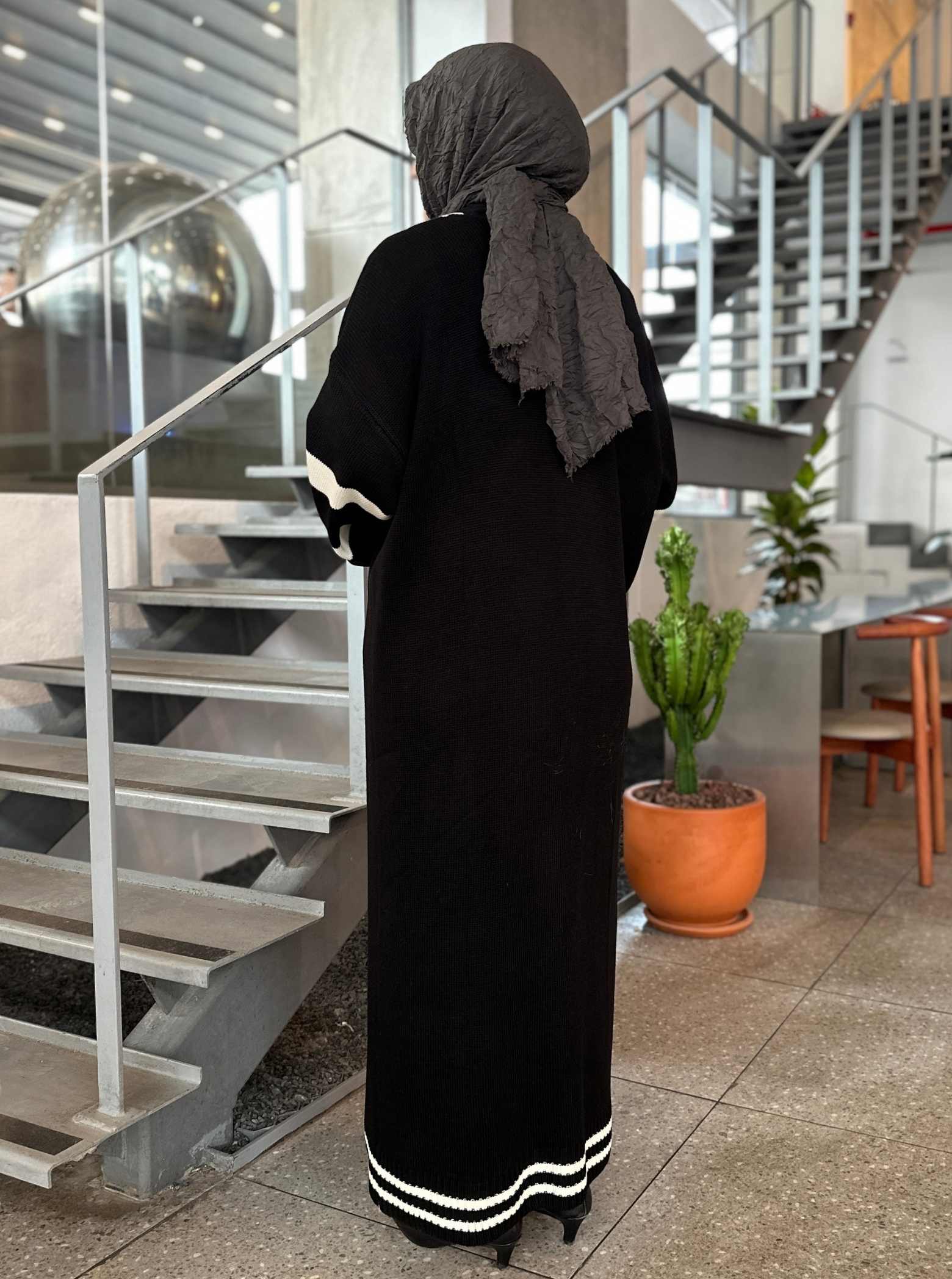 ÇİZGİLİ HIRKA SİYAH