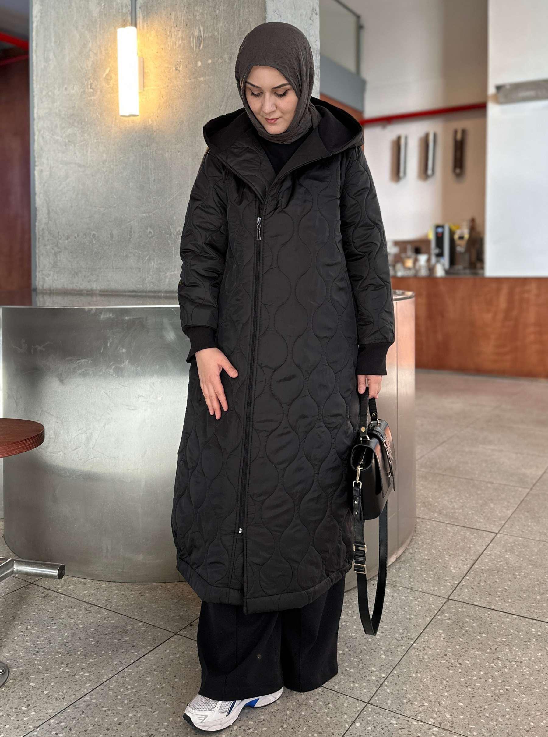 KOL MANŞETLİ ŞİŞME MONT SİYAH