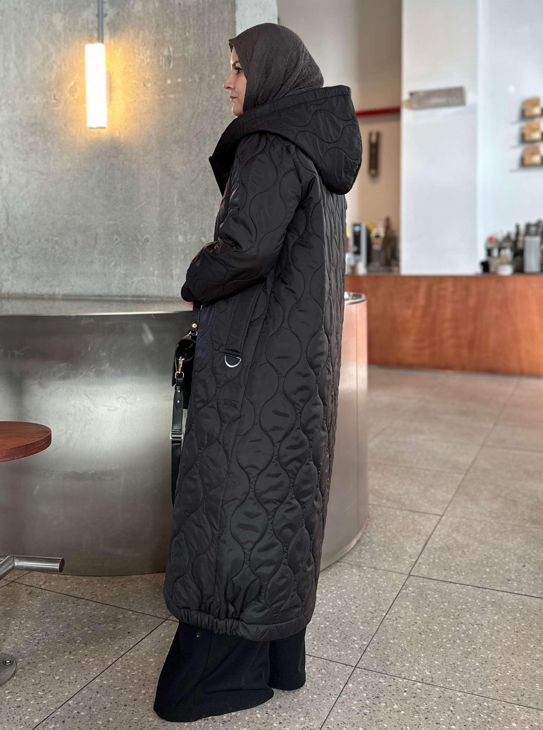 KOL MANŞETLİ ŞİŞME MONT SİYAH