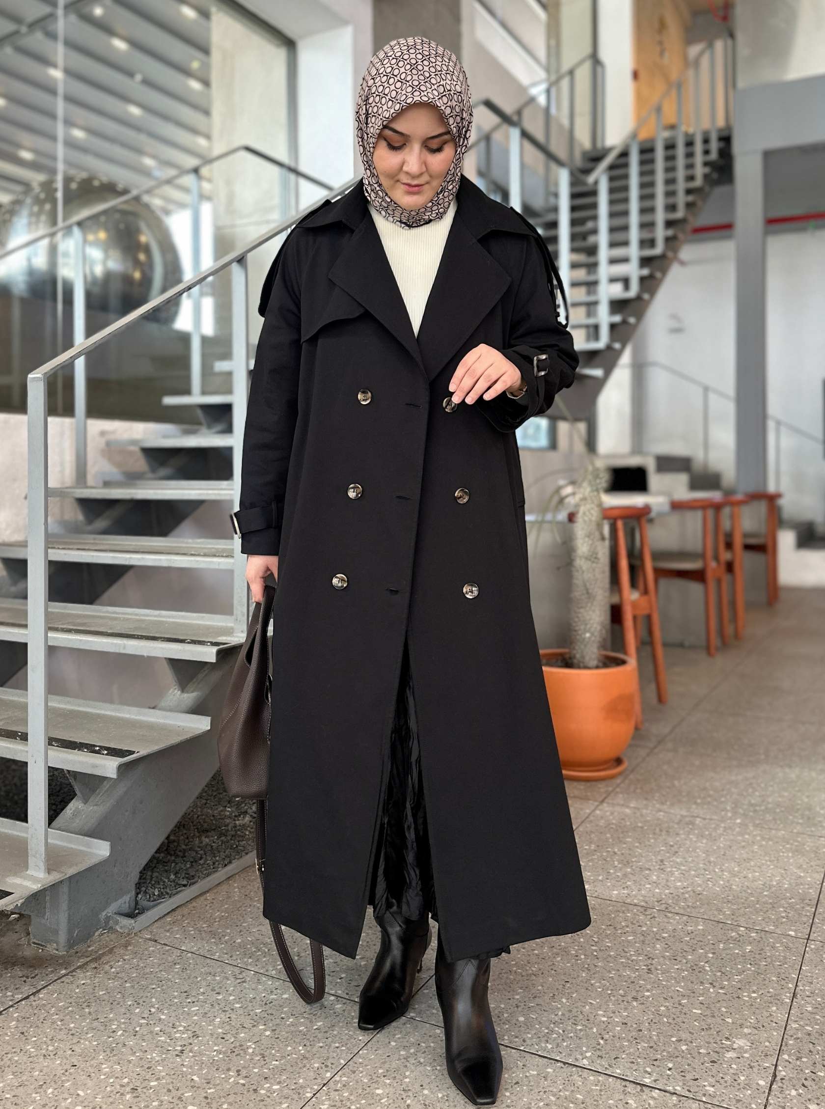 YENİ SEZON TOKALI TRENÇKOT SİYAH