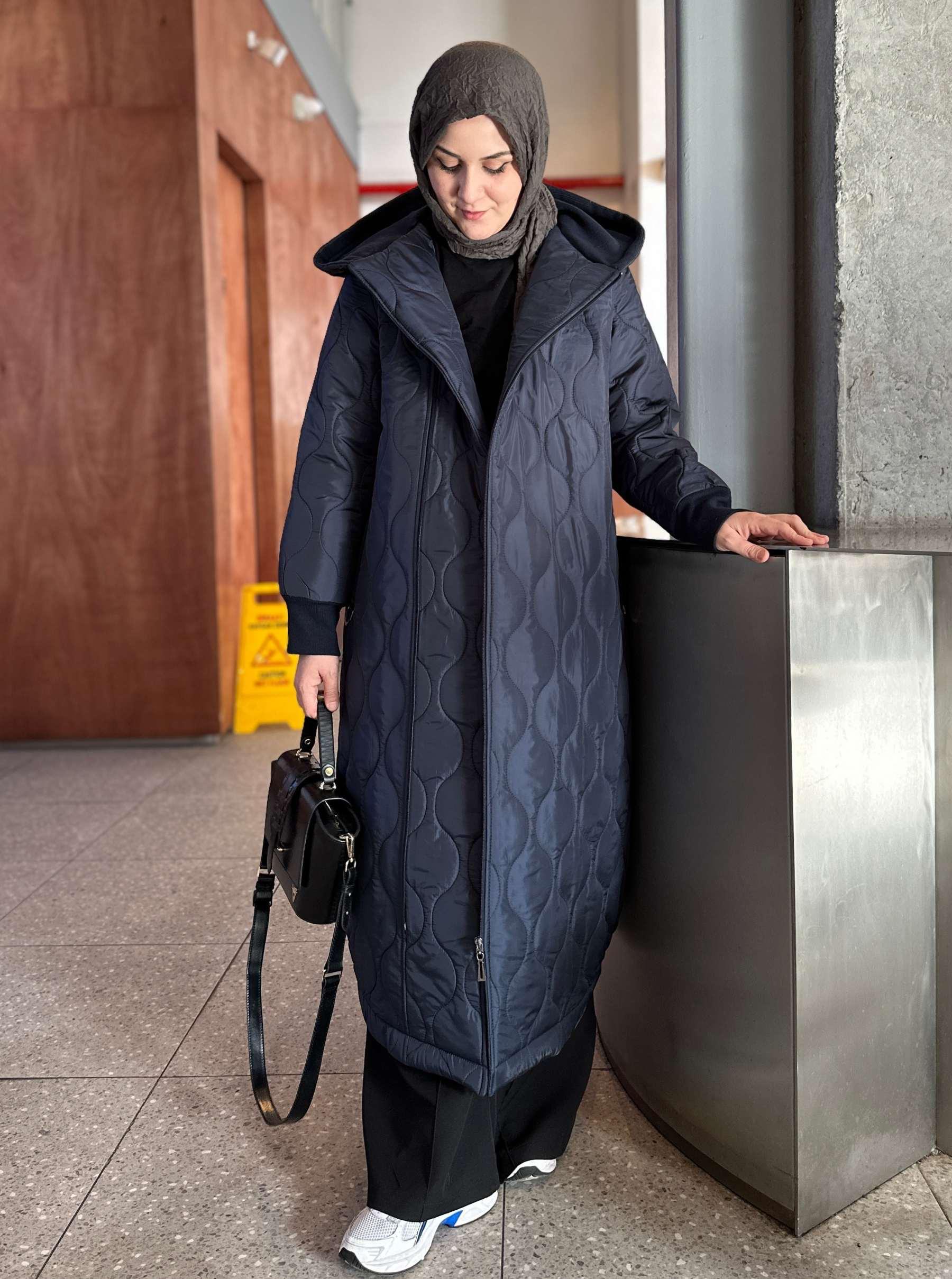 KOL MANŞETLİ ŞİŞME MONT LACİVERT