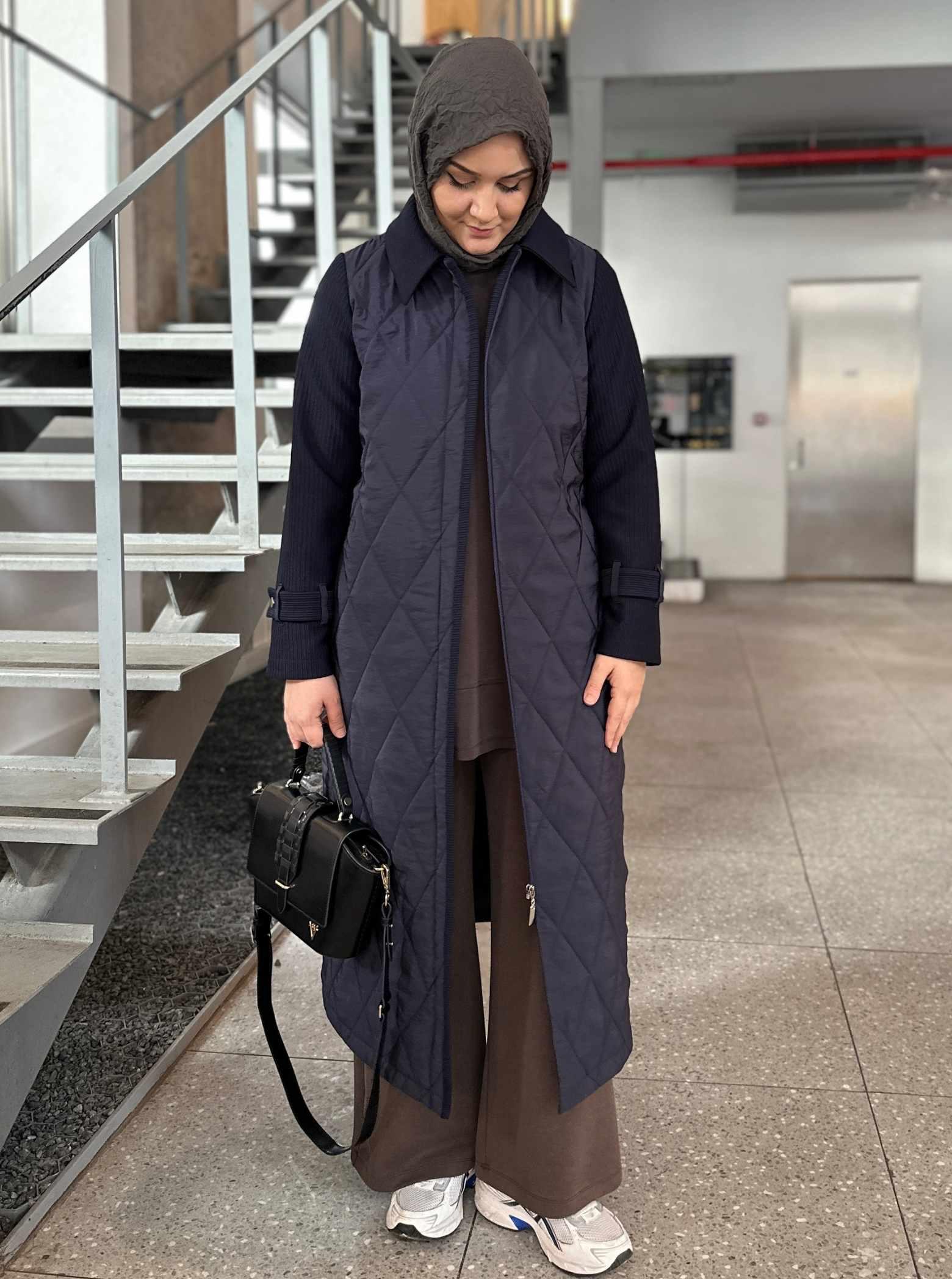 OTTOMAN YAKA MONT LACİVERT