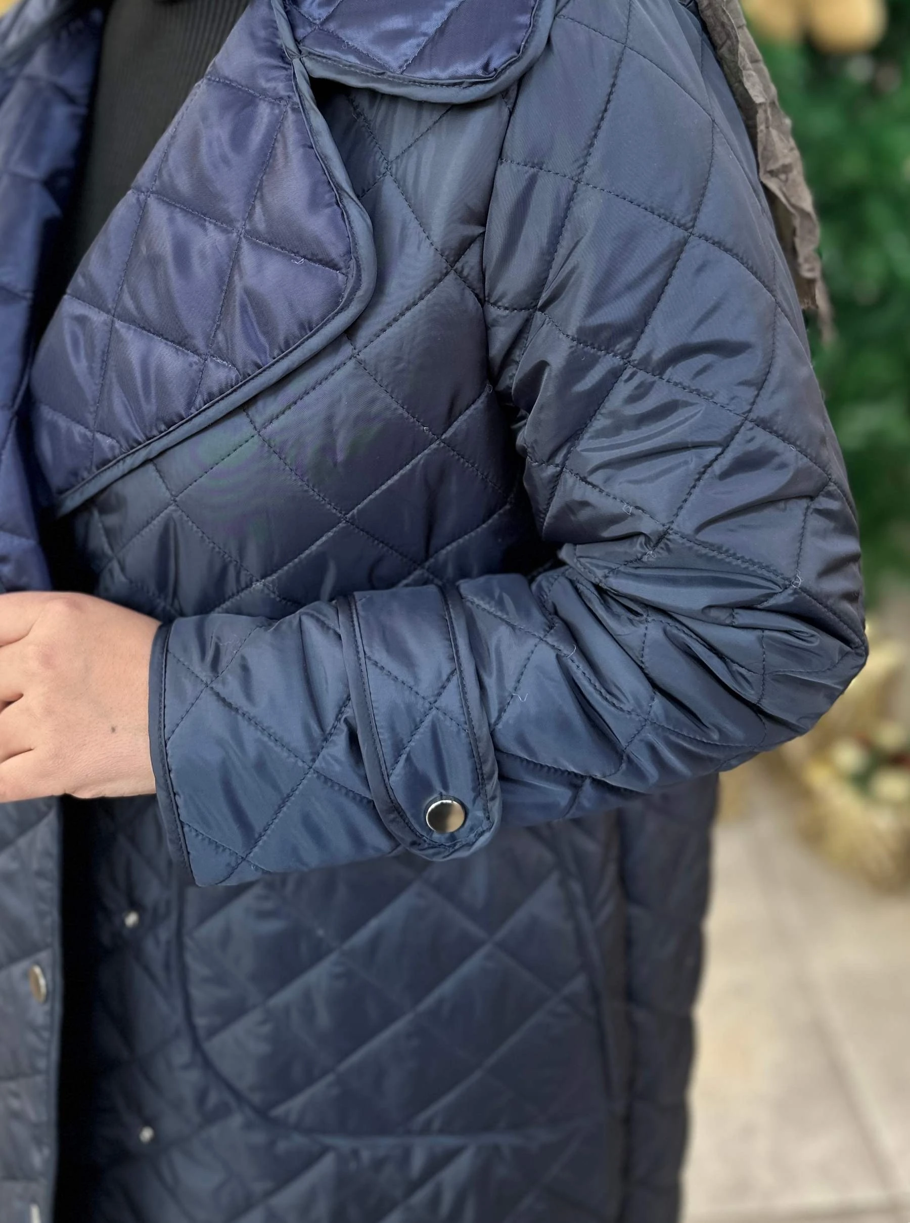 BAKLAVA DİLİM KAPİTONE MONT LACİVERT