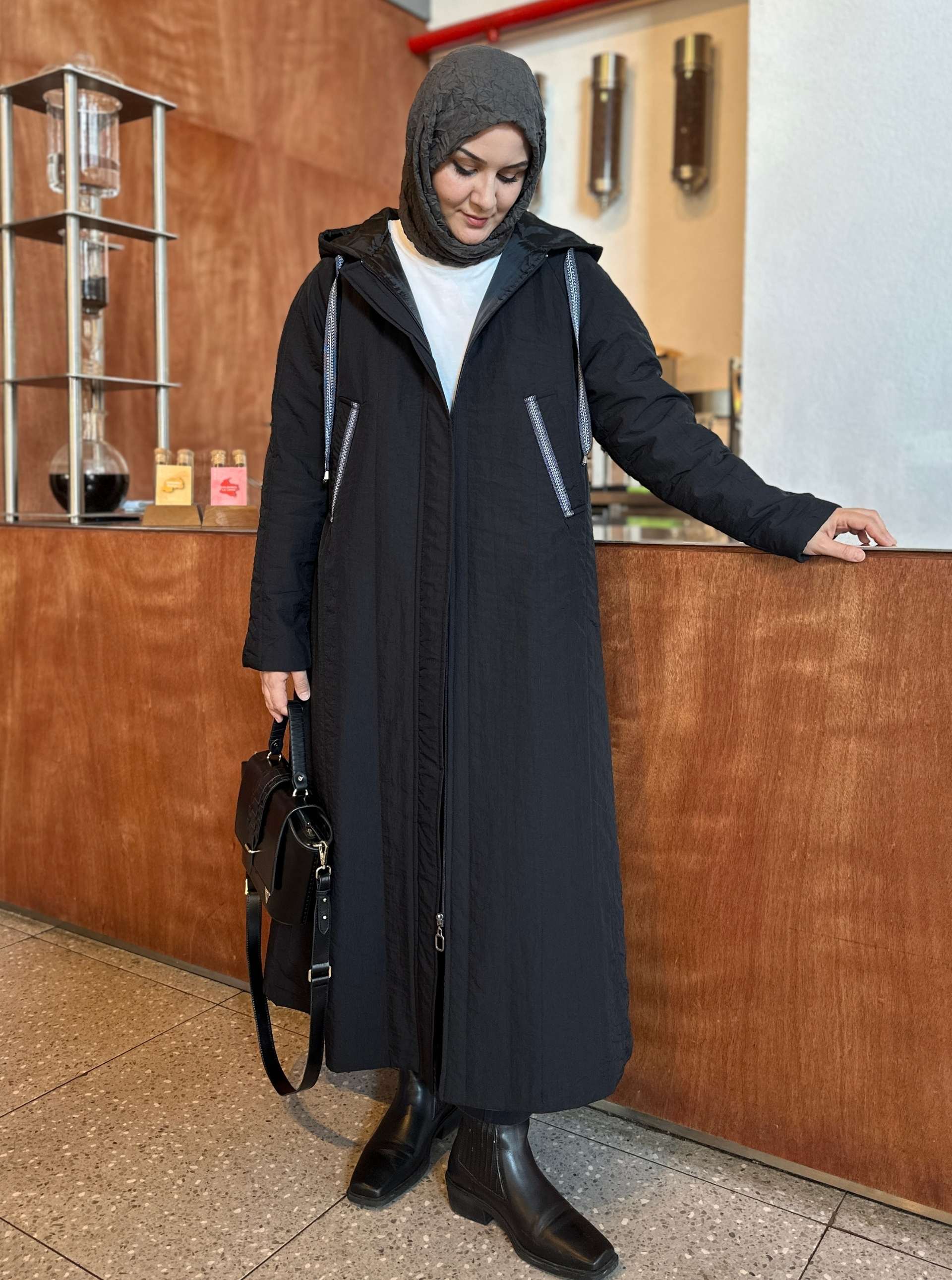 KAPŞONLU KAPİTONE MONT SİYAH