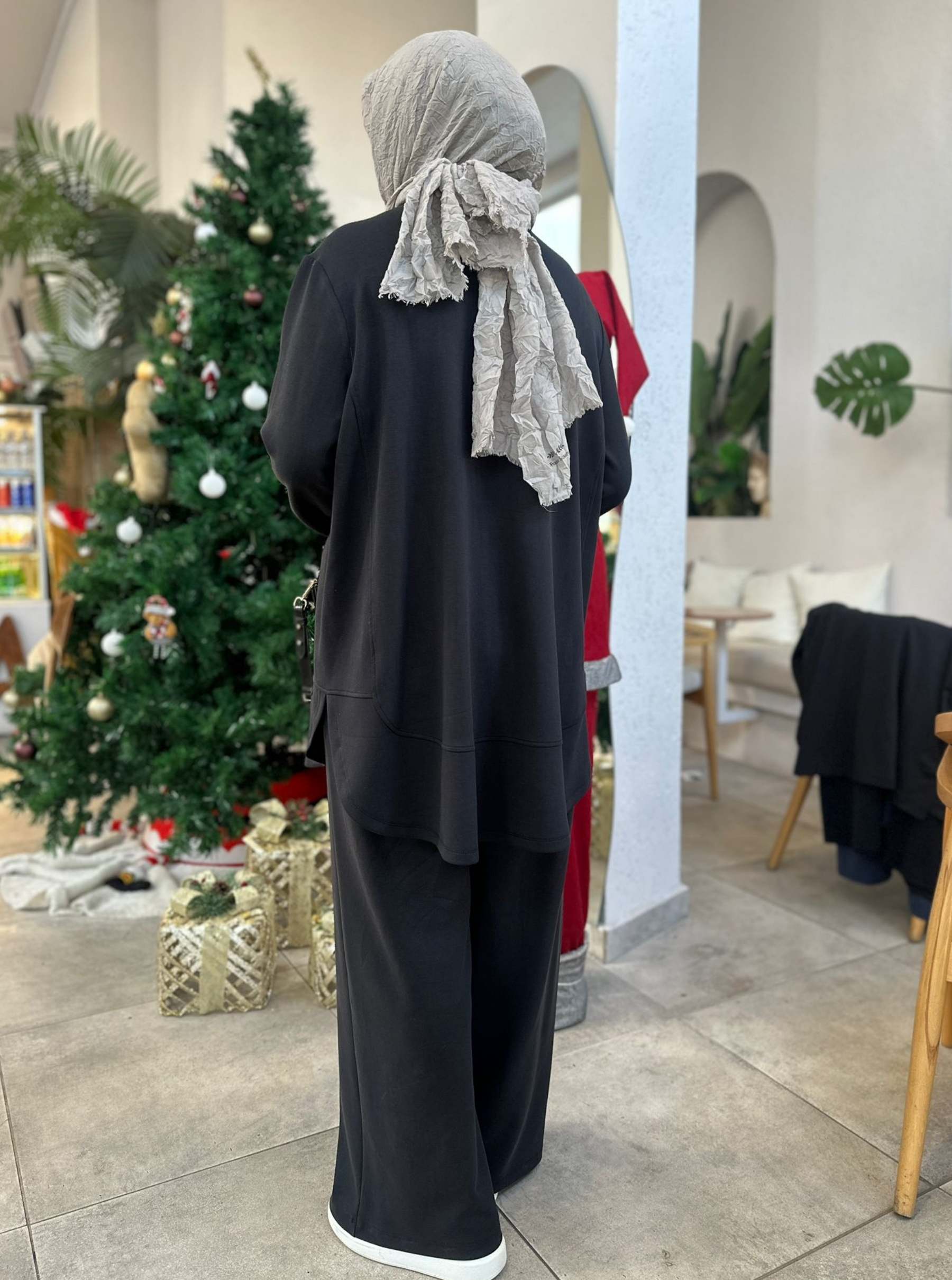 OYSHO BASİC TAKIM SİYAH