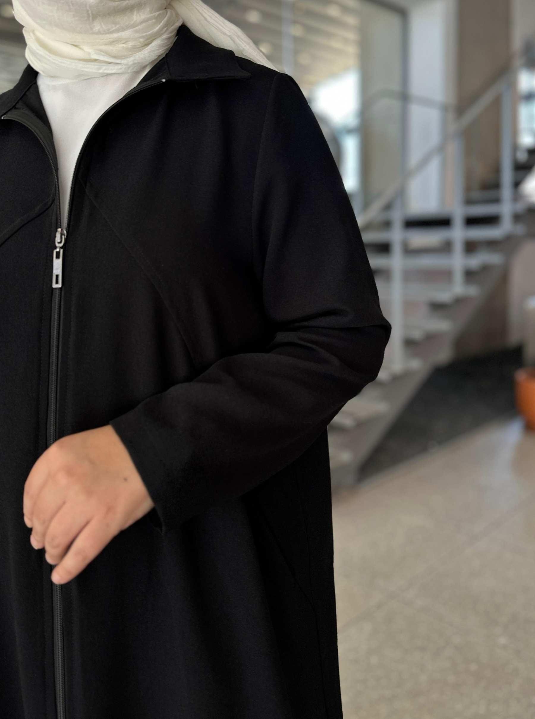 FERMUARLI HIRKA SİYAH