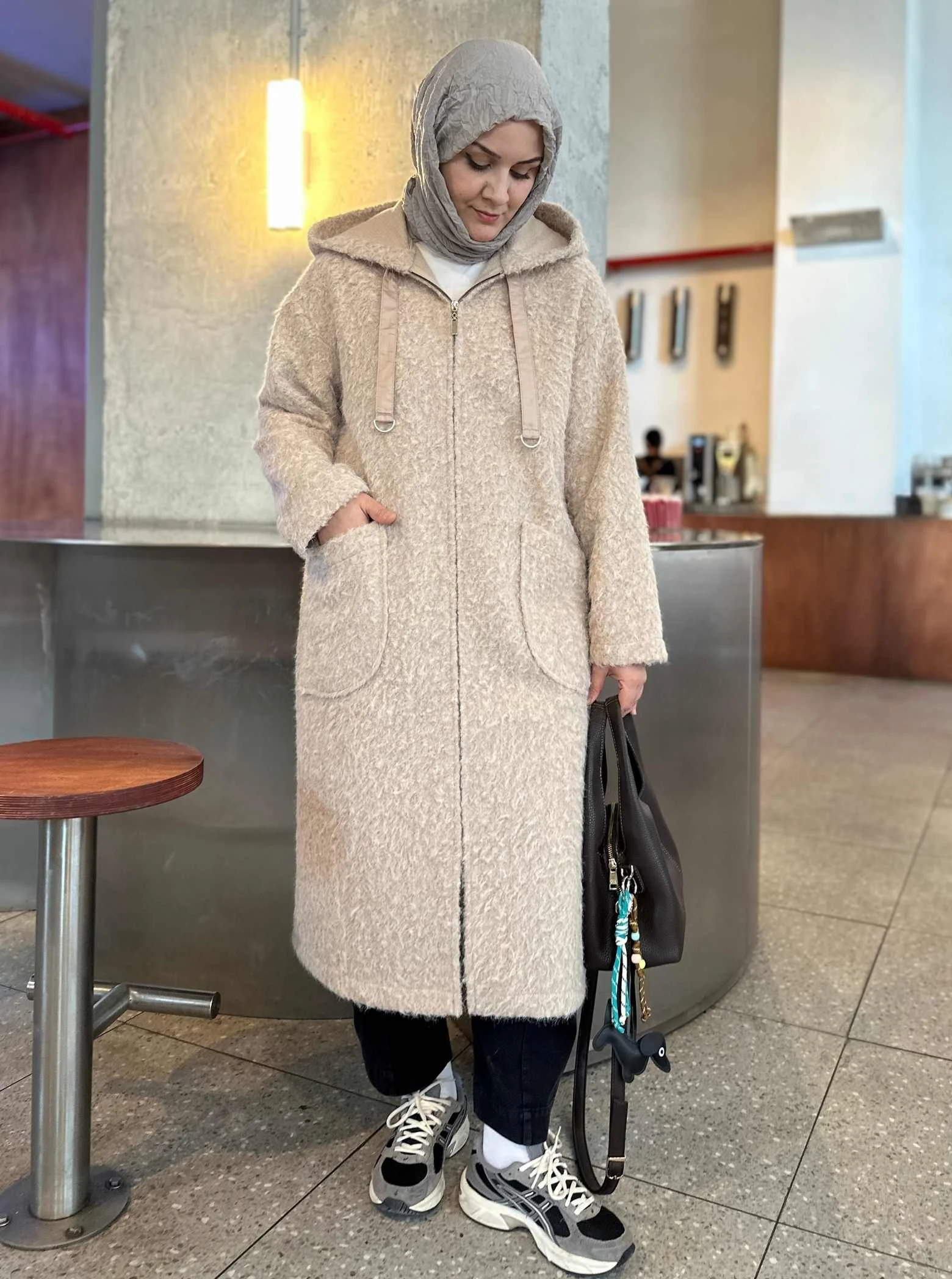 KEÇE FERMUARLI KABAN BEJ