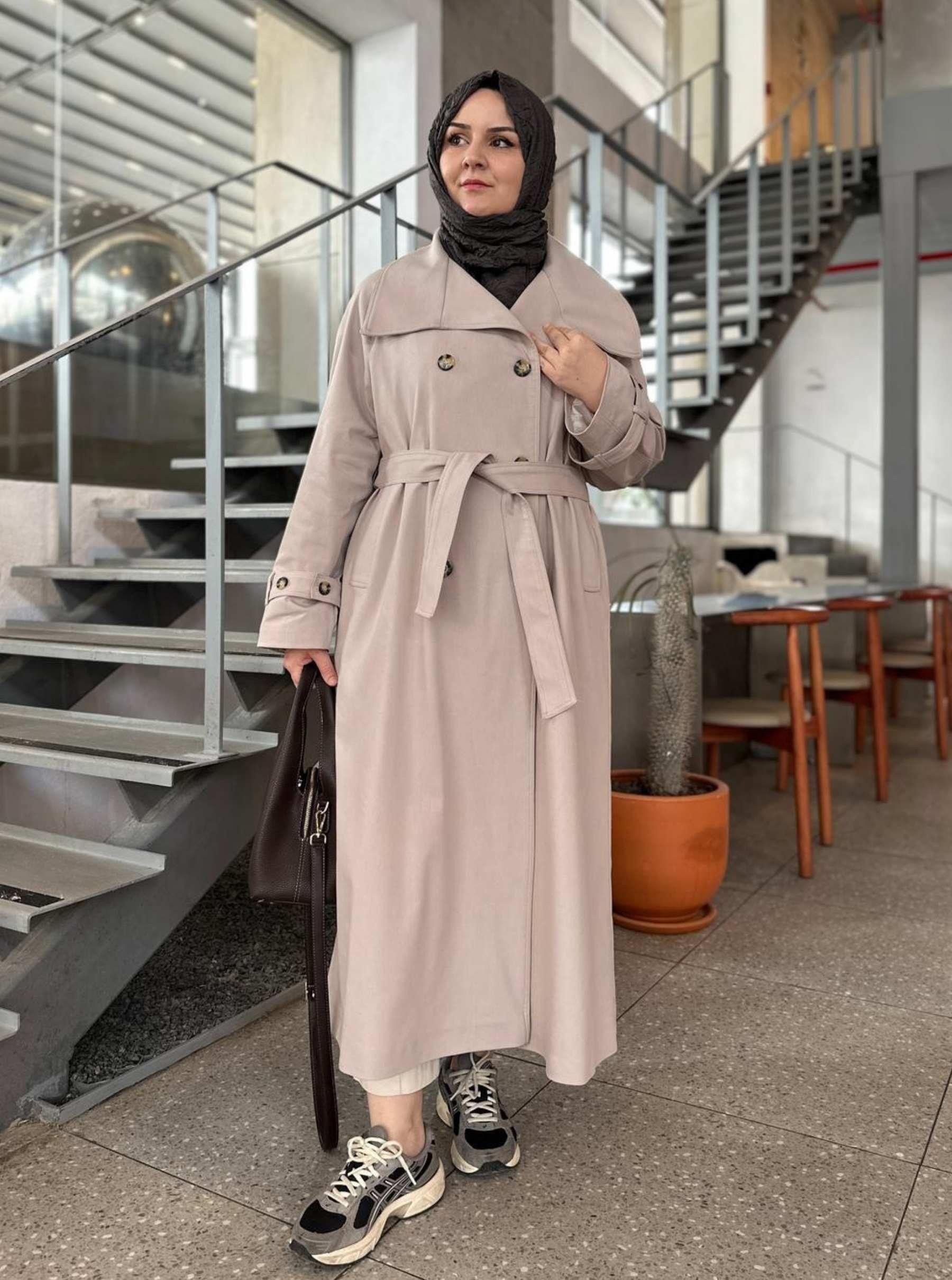 DÜĞMELİ TRENÇKOT KREM
