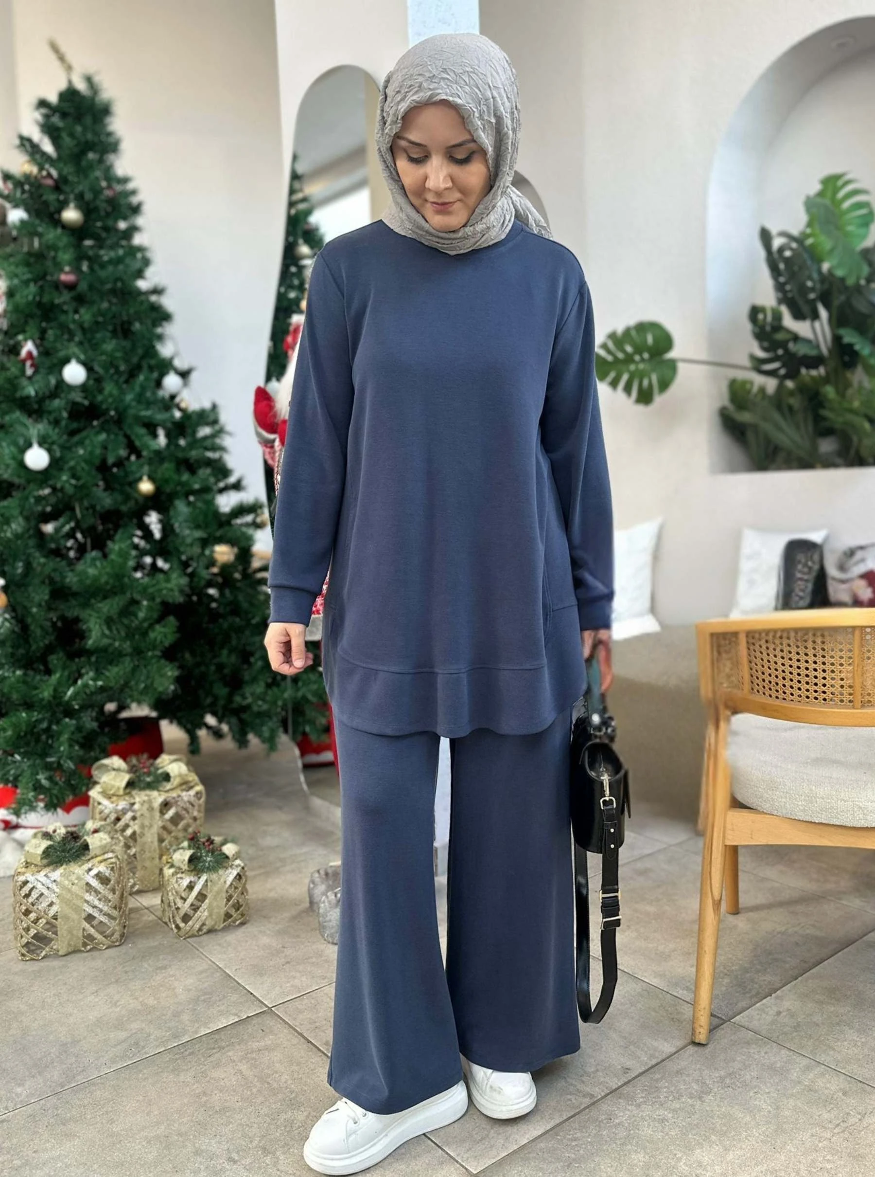 OYSHO BASİC TAKIM LACİVERT