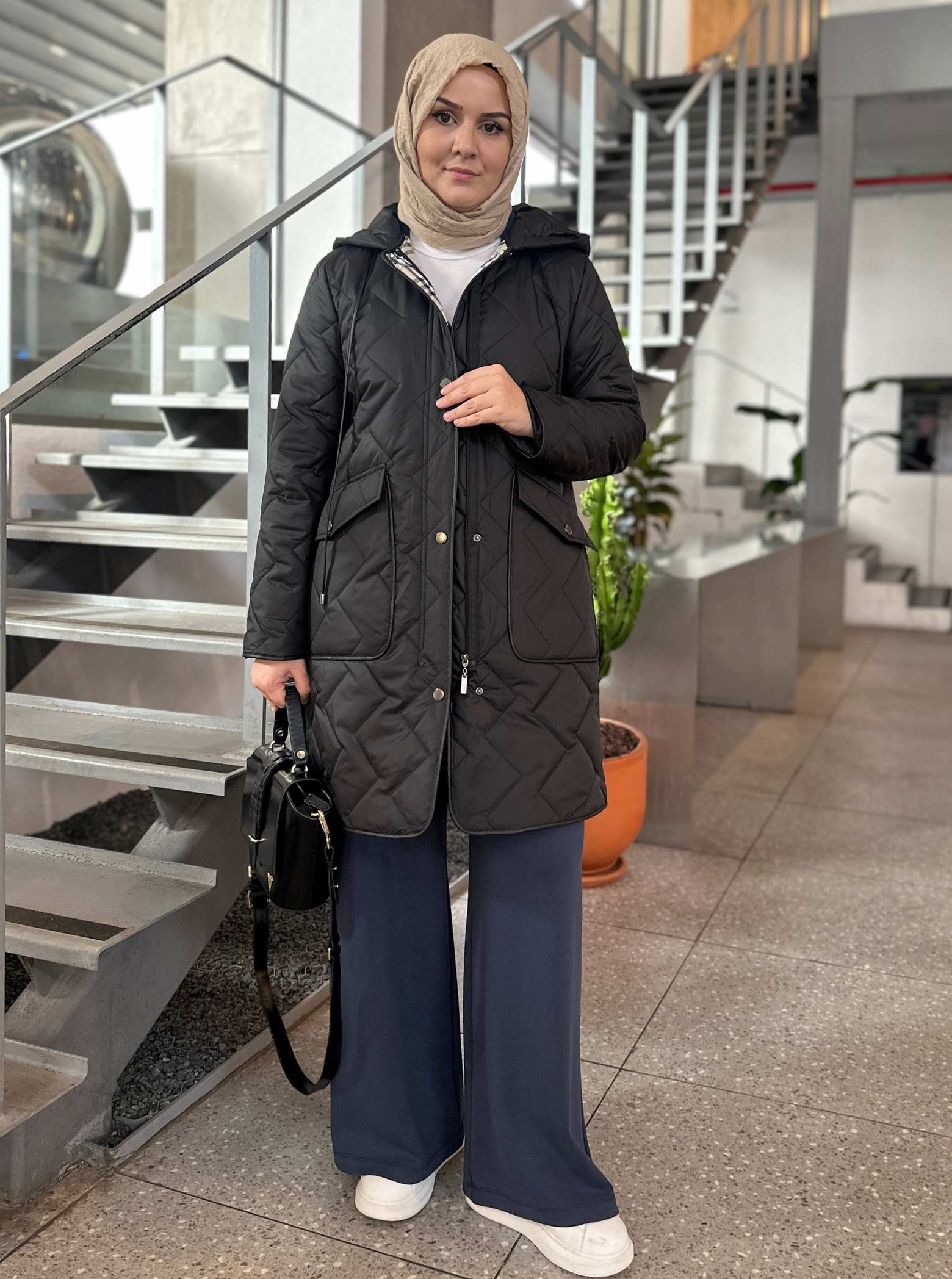 KISA EKOSE MONT SİYAH