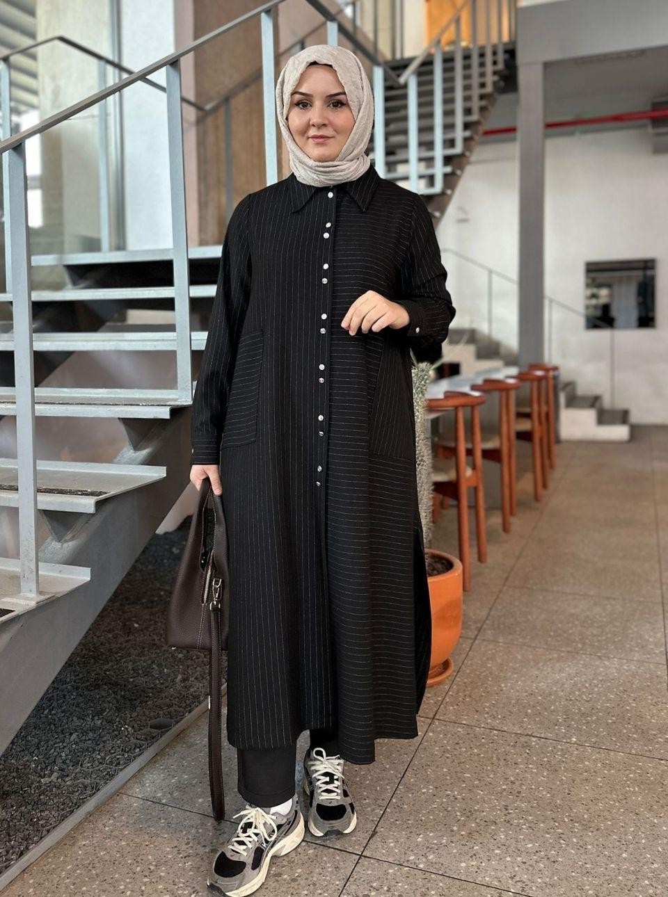 ÇİFT DÜĞMELİ GÖMLEK SİYAH