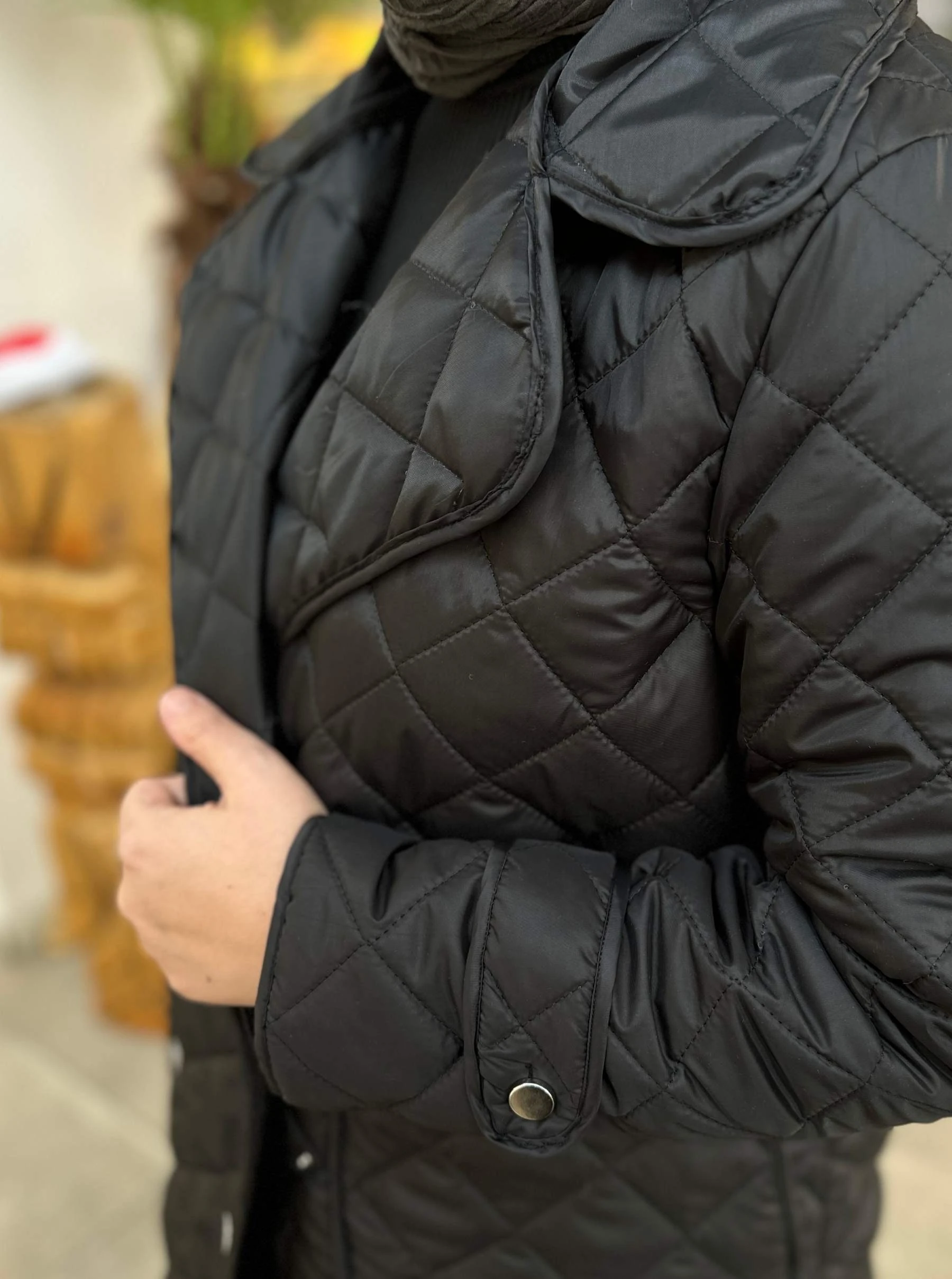 BAKLAVA DİLİM KAPİTONE MONT SİYAH