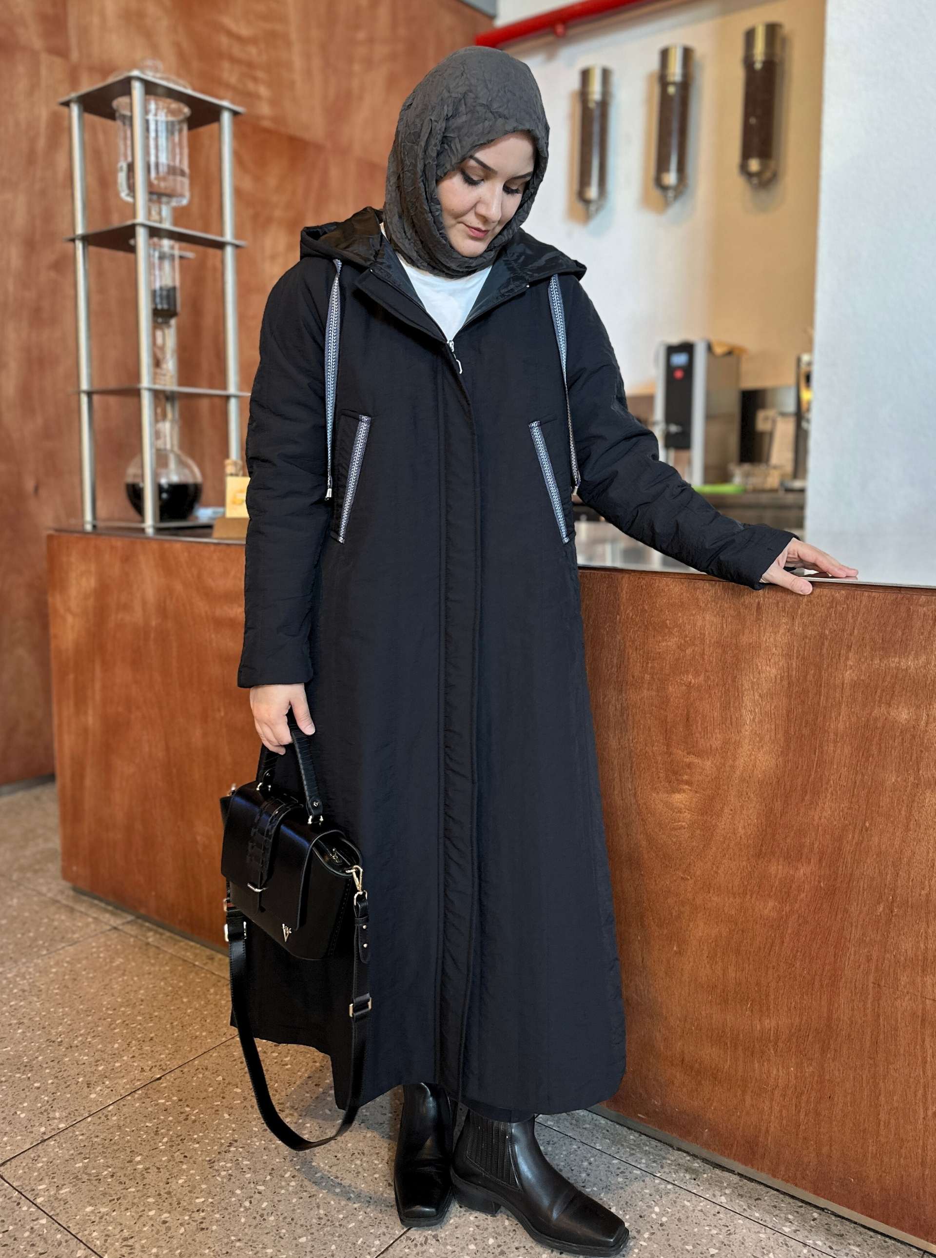 KAPŞONLU KAPİTONE MONT SİYAH