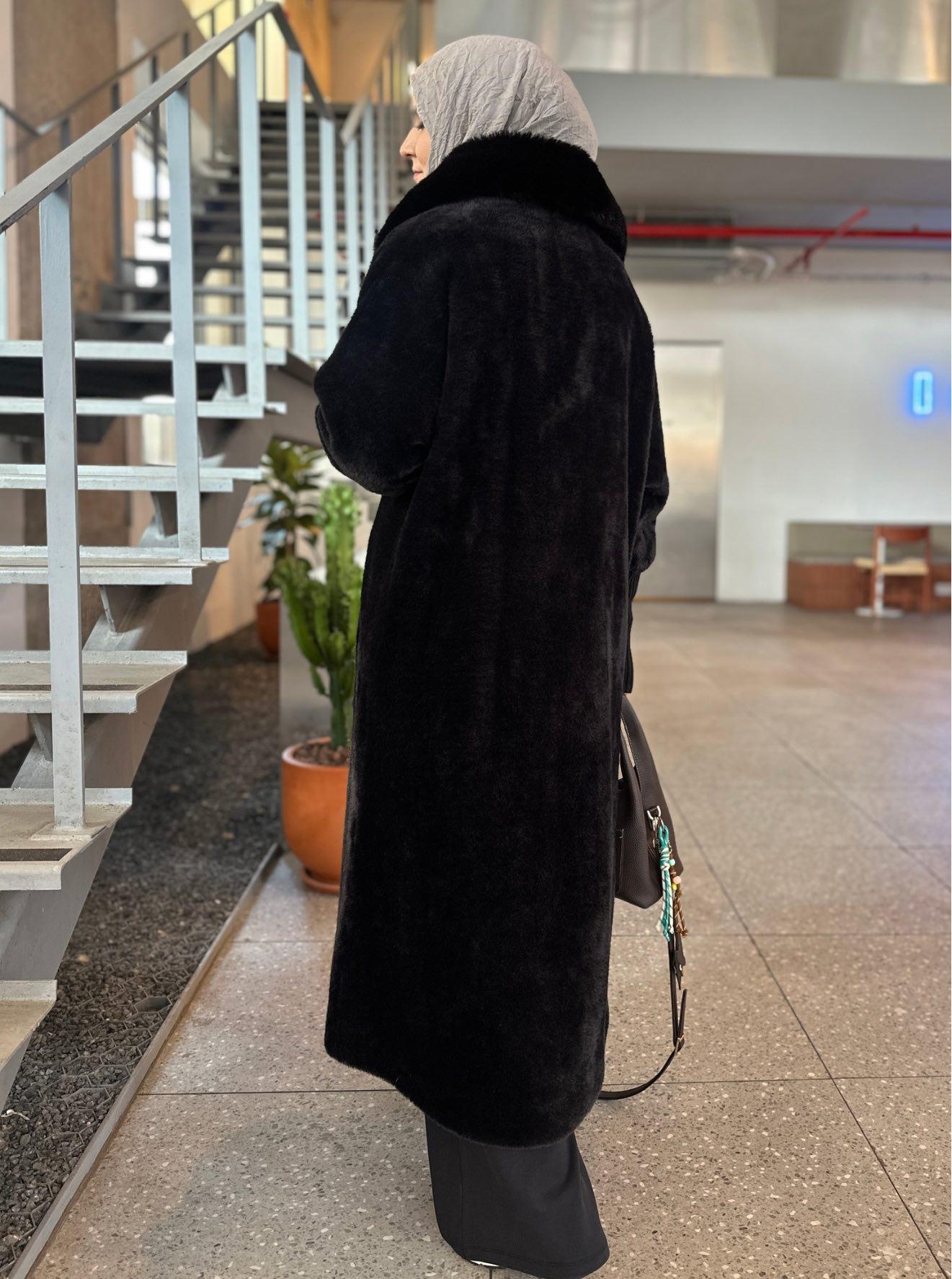 ÇIKABİLEN KÜRKLÜ KABAN SİYAH