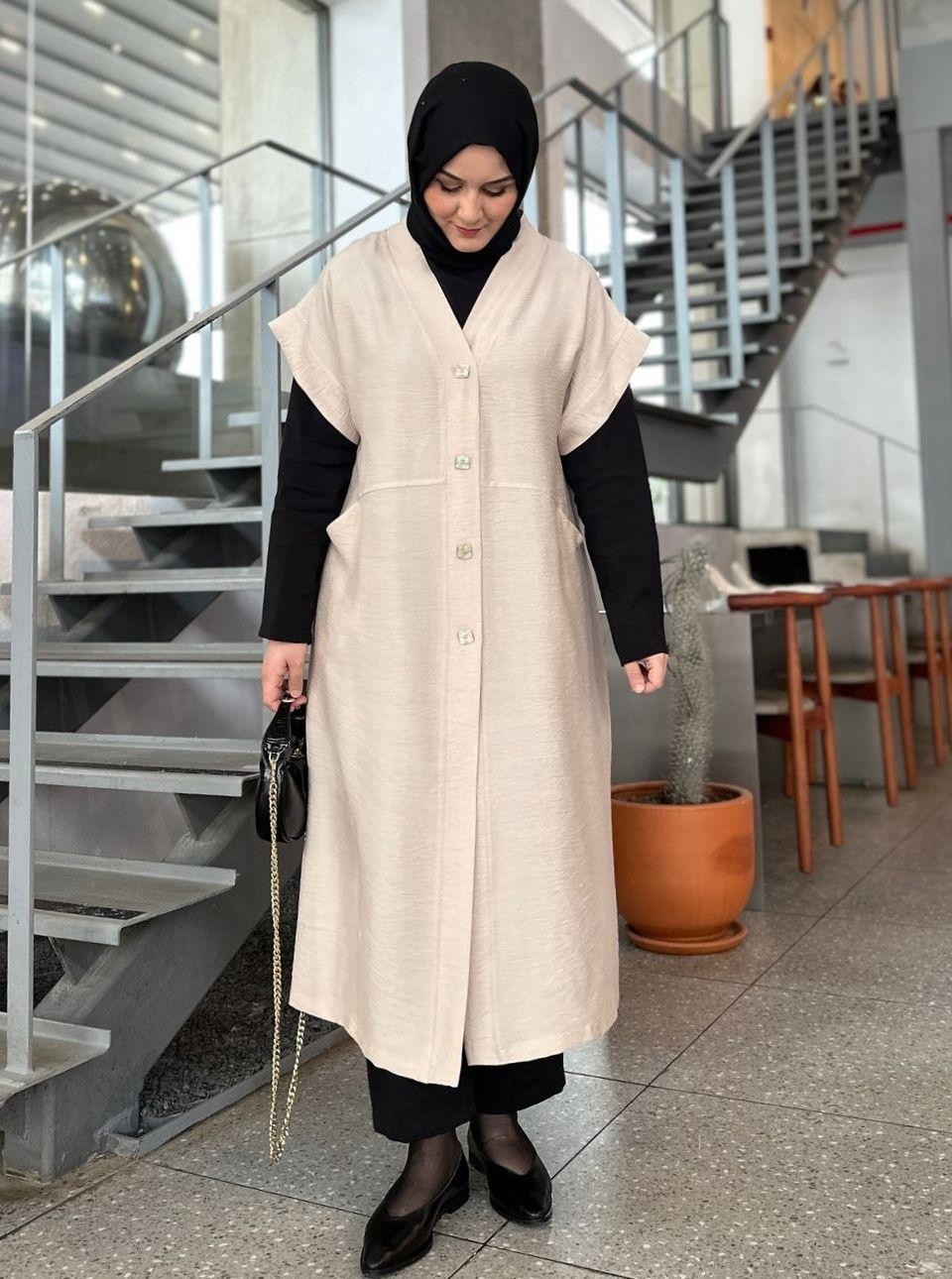 DÜŞÜK KOL YELEK KREM