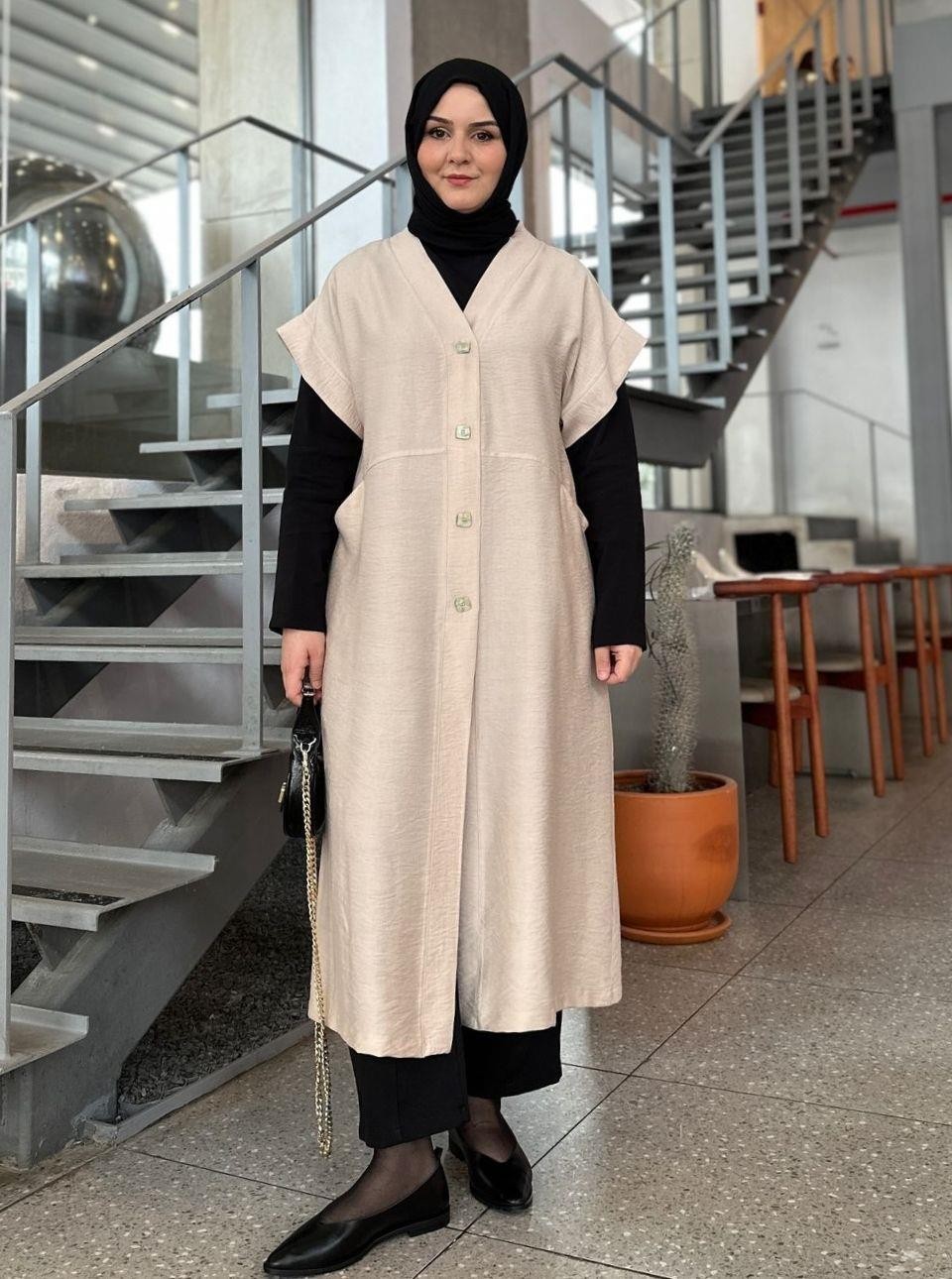 DÜŞÜK KOL YELEK KREM