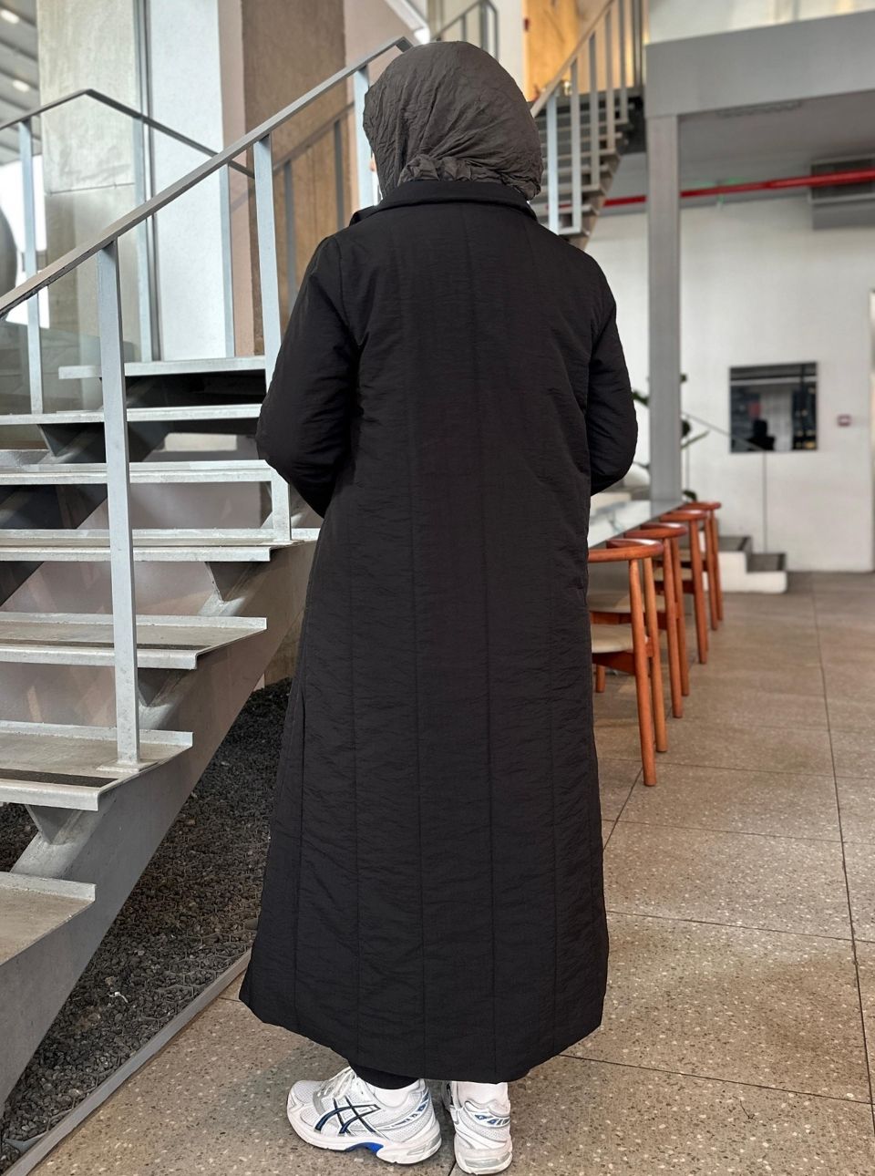 KOL DETAYLI MONT SİYAH