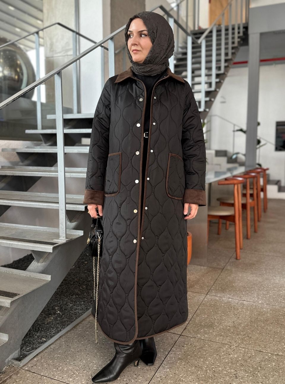 SOĞAN DESENLİ KAPİTONE MONT SİYAH