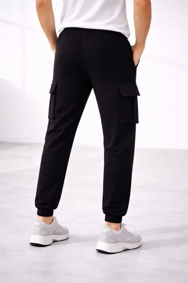 Erkek Jogger Eşofman Altı Regular Fit , Kargo Cepli, Lastikli Paça, Günlük Spor Pantolon - Siyah · 4