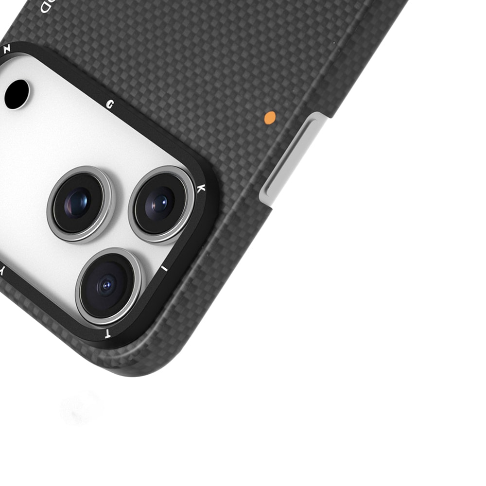 Apple iPhone 17 Pro Max Kılıf M-safe Şarj Özellikli Aramid Fiber Youngkit 1500D Kevlar Extreme Wing Titanyum-Gold Serisi Kapak