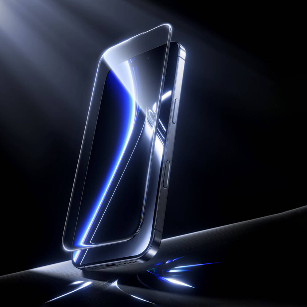 Apple iPhone 16 Pro Benks Glass Warrior Safir Coating 0.9mm Kenarları Dayanıklaştırılmış Cam Ekran Koruyucu + Kolay Uygulama Aparatı