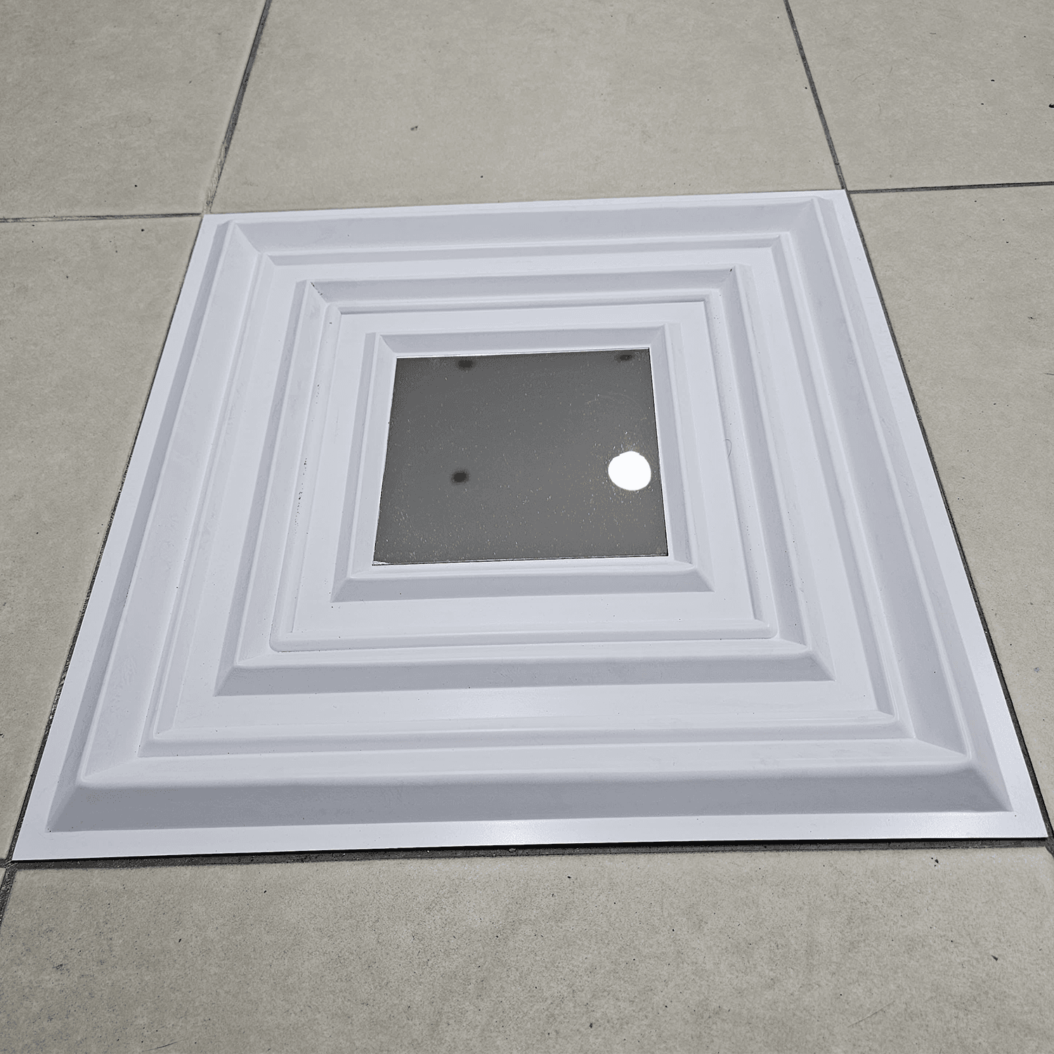 PVC-3D-01  3D Kare Çıta Görünümlü Ayna Detaylı PVC Panel-Beyaz