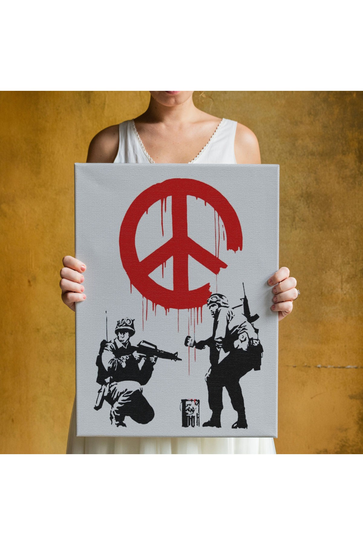 Bansky, Barış İşareti Yapan Askerler Kanvas Tablosu