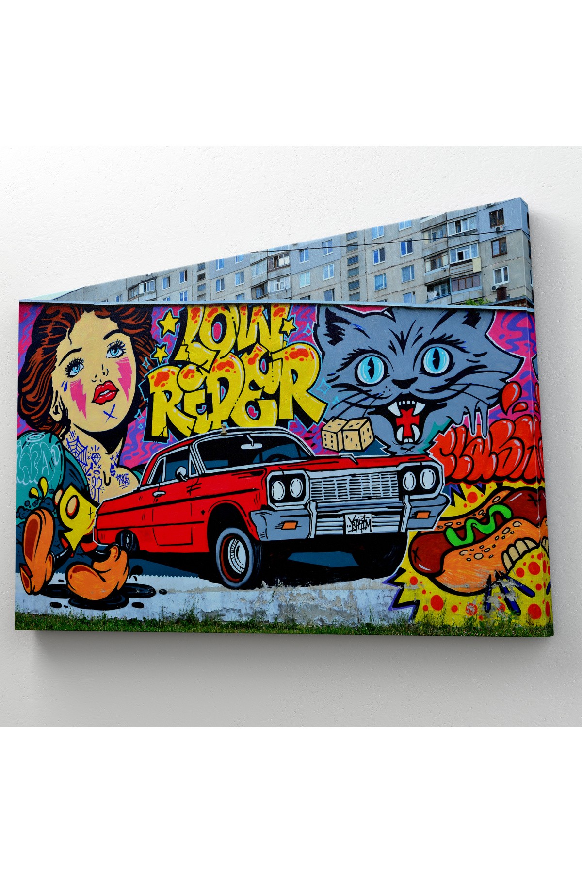 Grafiti İle Yapilmiş Retro Kırmızı Araba Kanvas Tablo ( TEK PARÇA   )