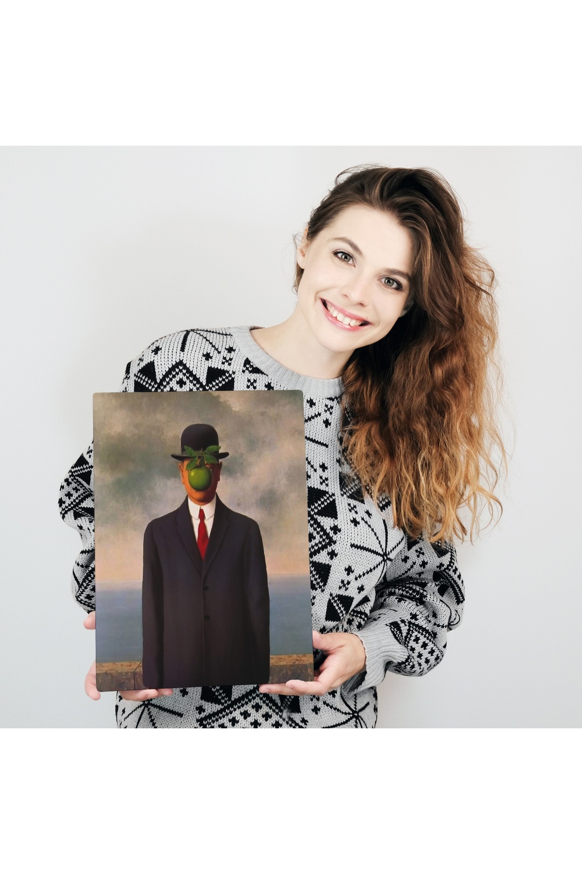 Renee Magritte'in Adamın Oğlu İsimli Eseri Kanvas Tablo