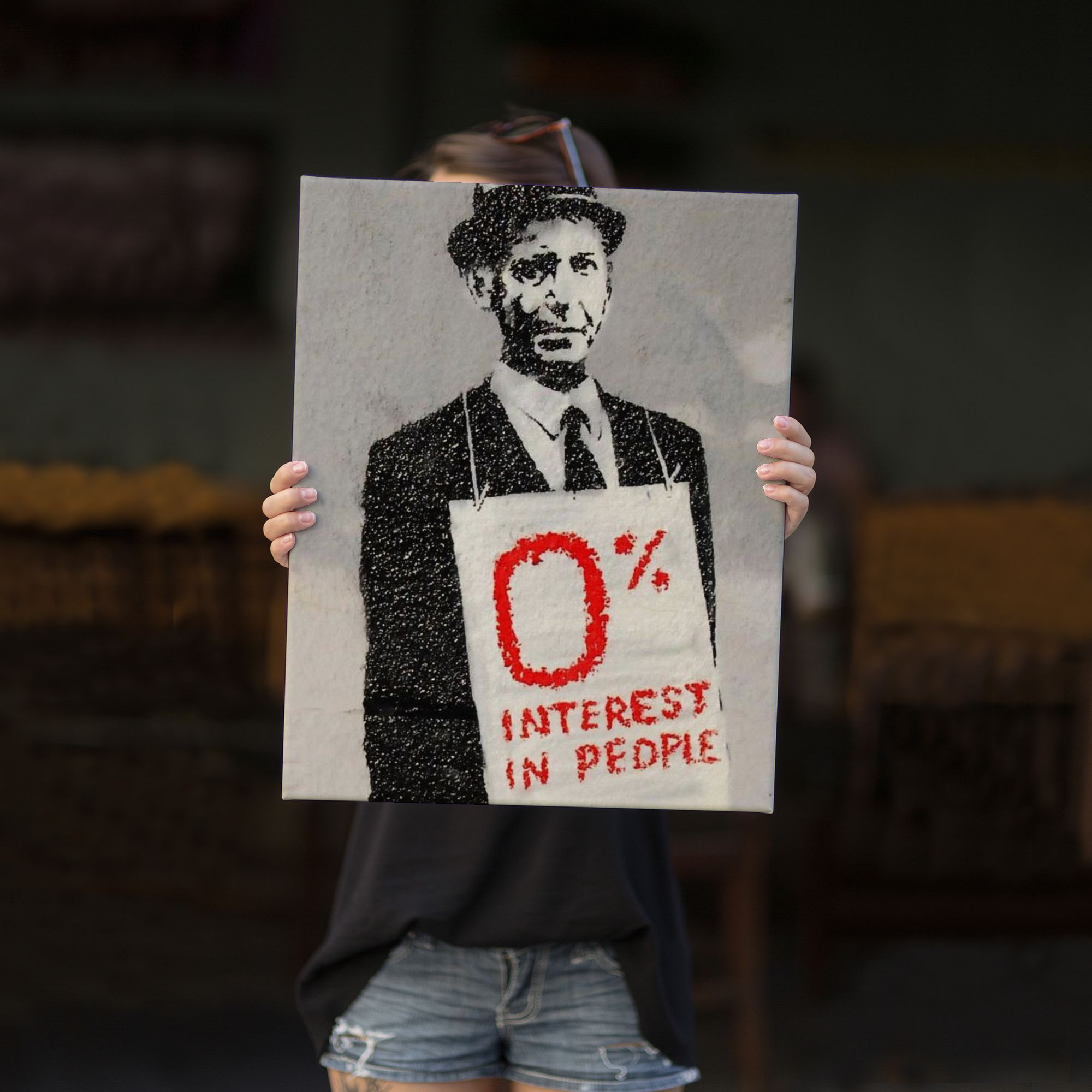 Banksy % 0 Faiz Oranı İsimli Çalışması Kanvas Tablo / % 0 Interest In People