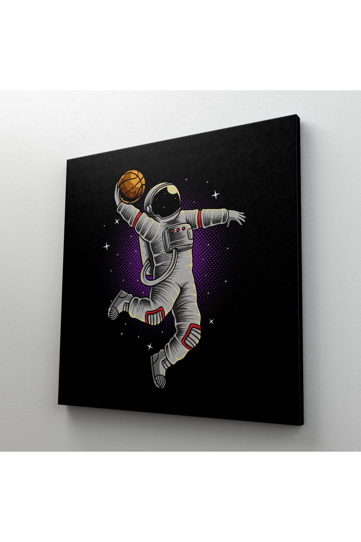 Ay'da Basketbol Oynayan Astronot Kanvas Tablo