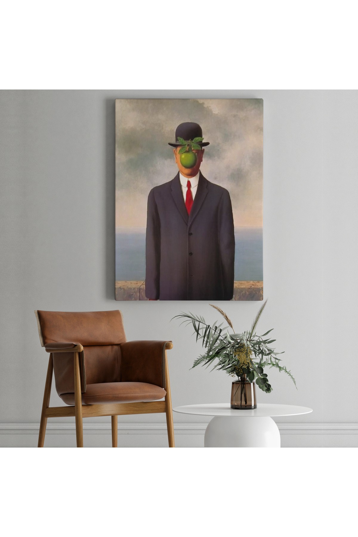 Renee Magritte'in Adamın Oğlu İsimli Eseri Kanvas Tablo