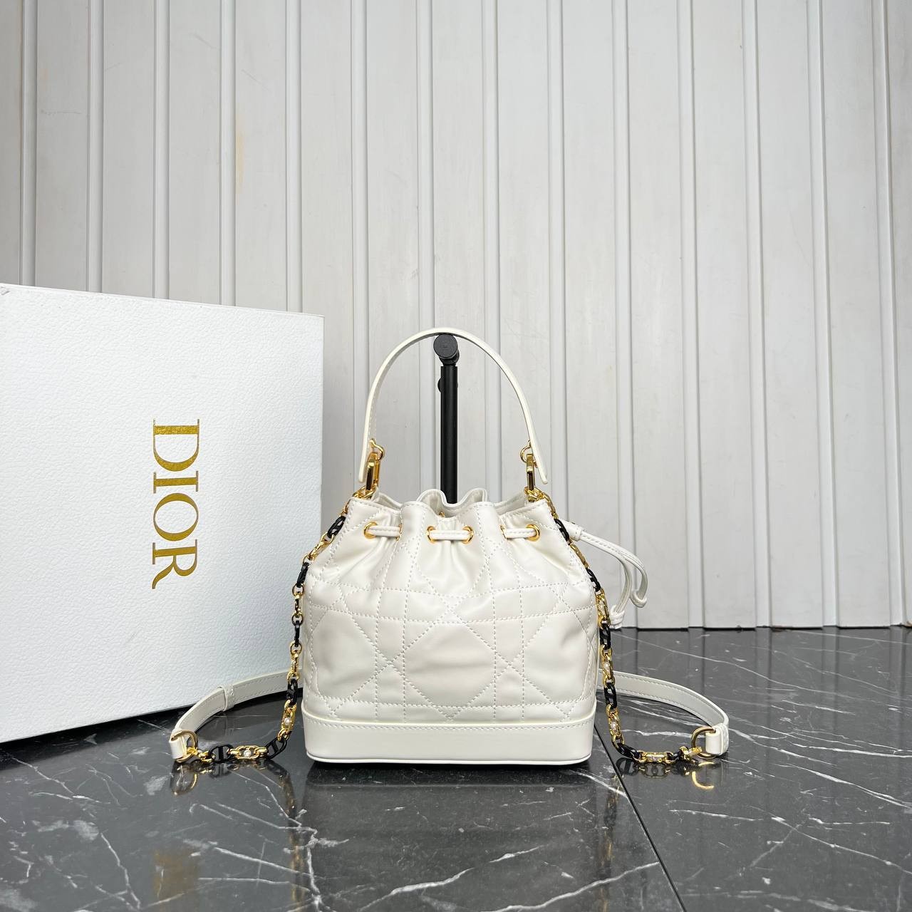 Bucket Bag Small Leather Shoulder Bags, Luxury Bags - White