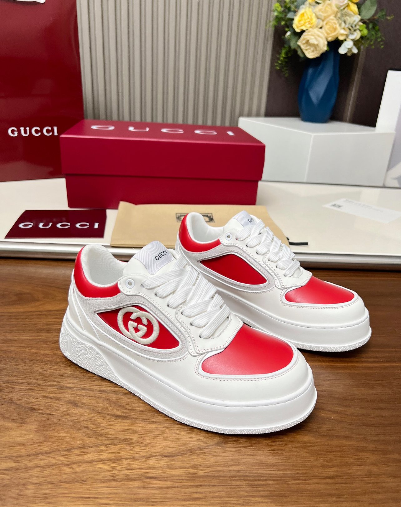 A+++ Quality Luxury Designer Unisex Leather Sneaker , Shoes - Red