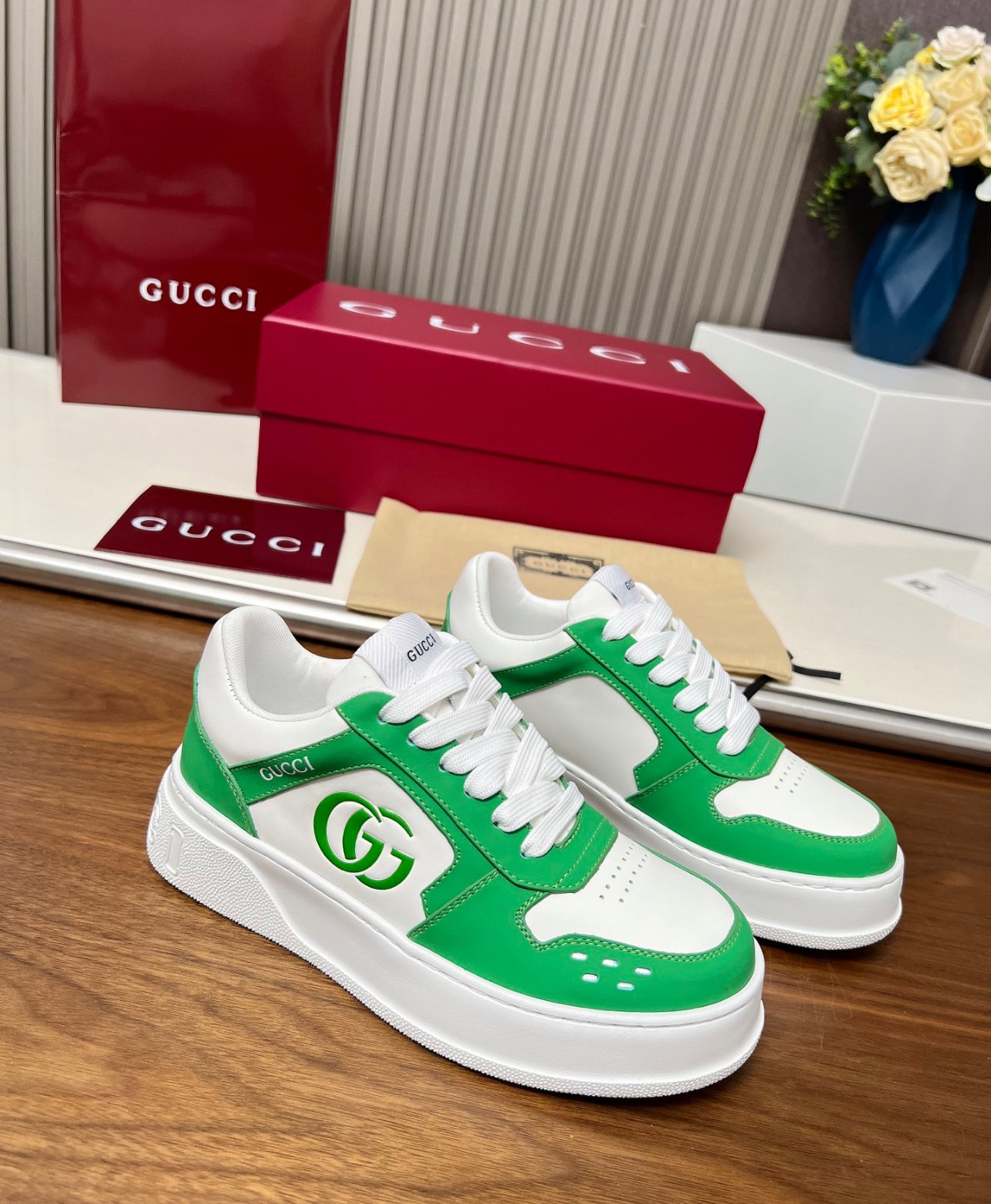 A+++ Quality Luxury Designer Unisex Leather Sneaker , Shoes - Green