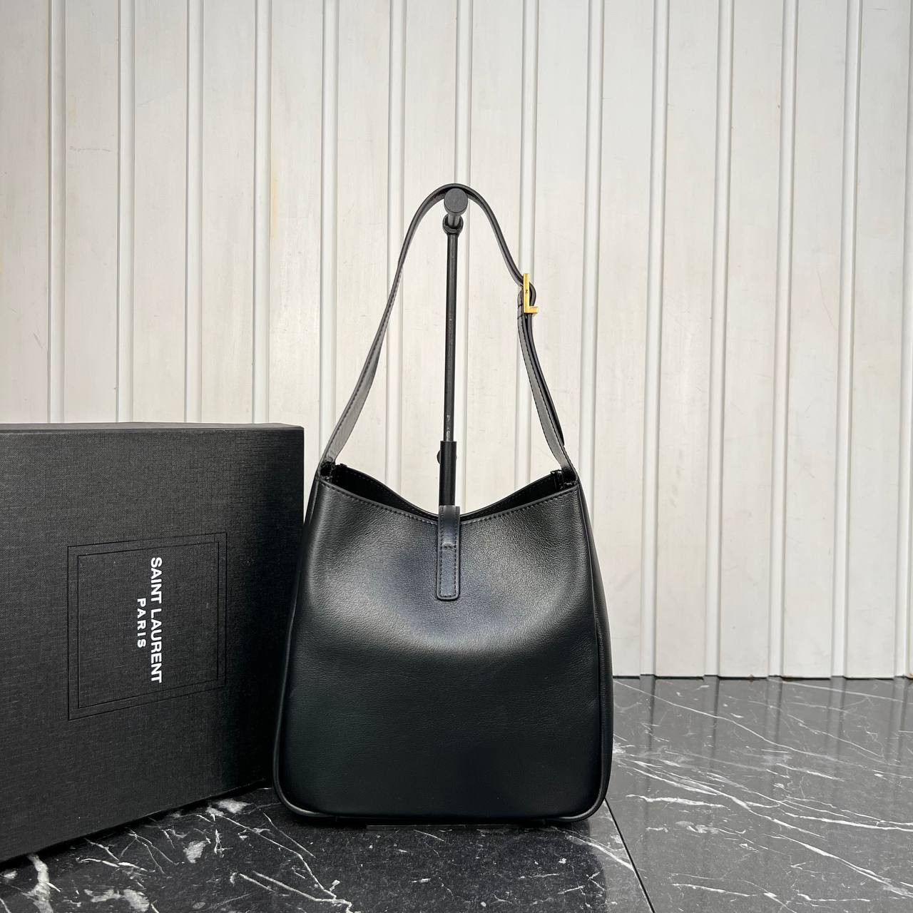 Highest Quality Le 37  Mini Bucket Bag, Luxury Shoulder Bags