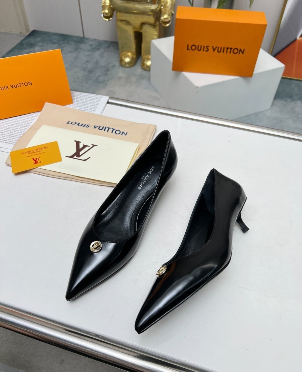 Highest Quality DesigneR Heels Shoes , Low Heel , Sandals - Model 2